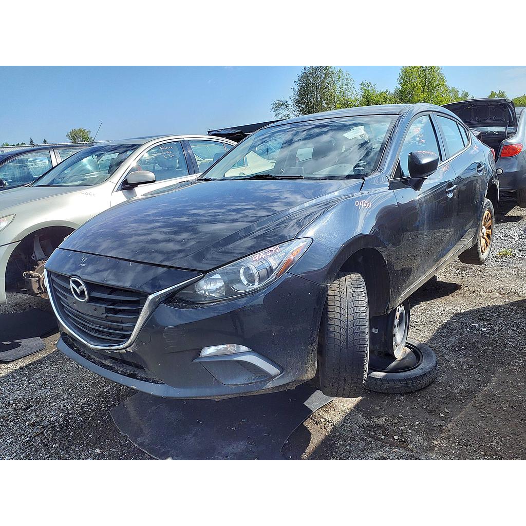 MAZDA MAZDA3 2015