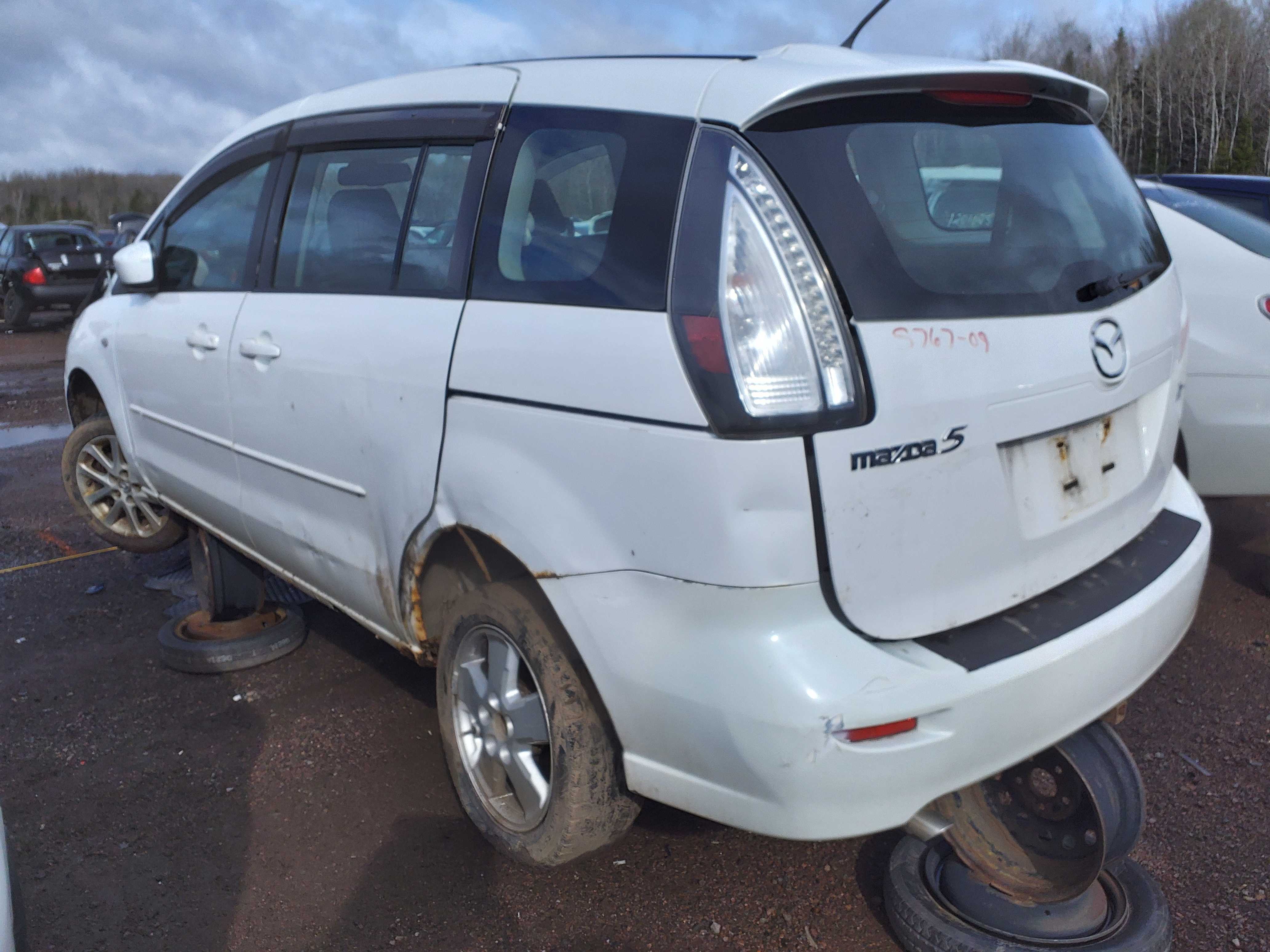 MAZDA MAZDA5 2009