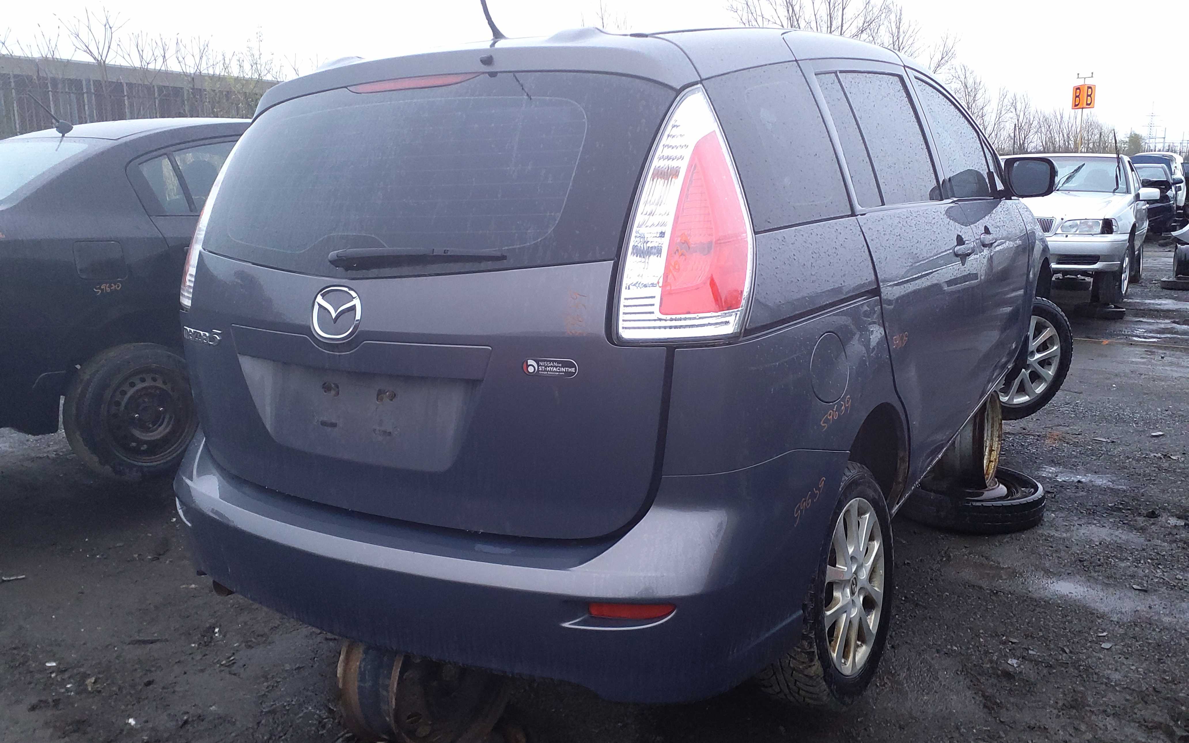 MAZDA MAZDA5 2010