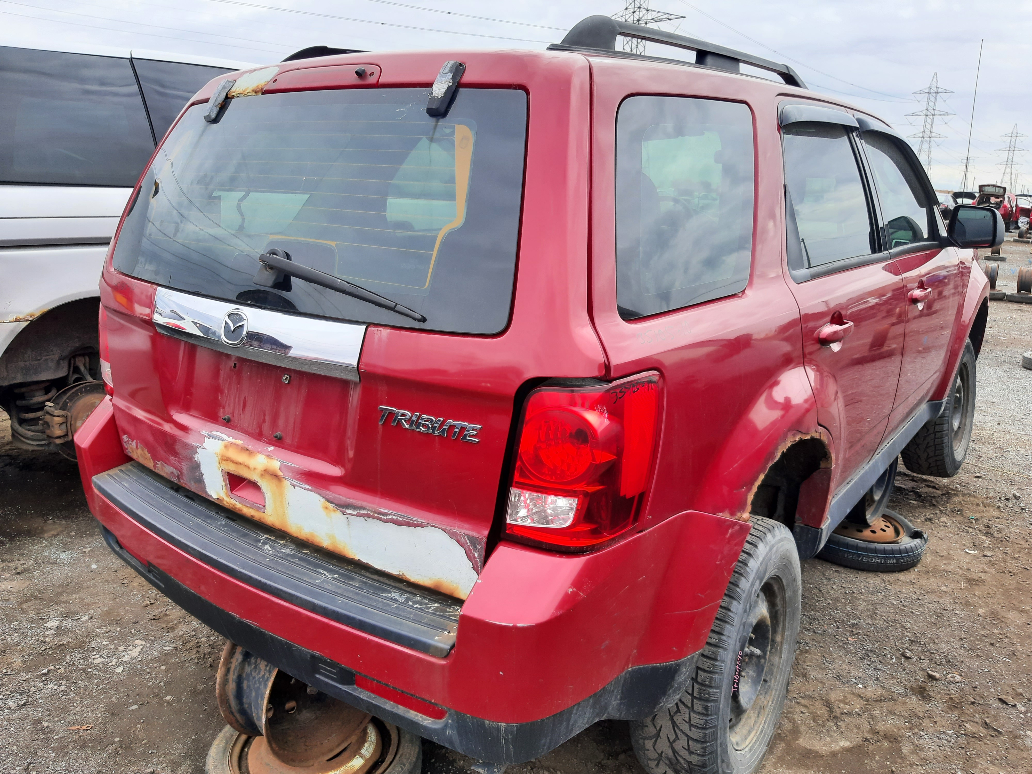 MAZDA TRIBUTE 2010