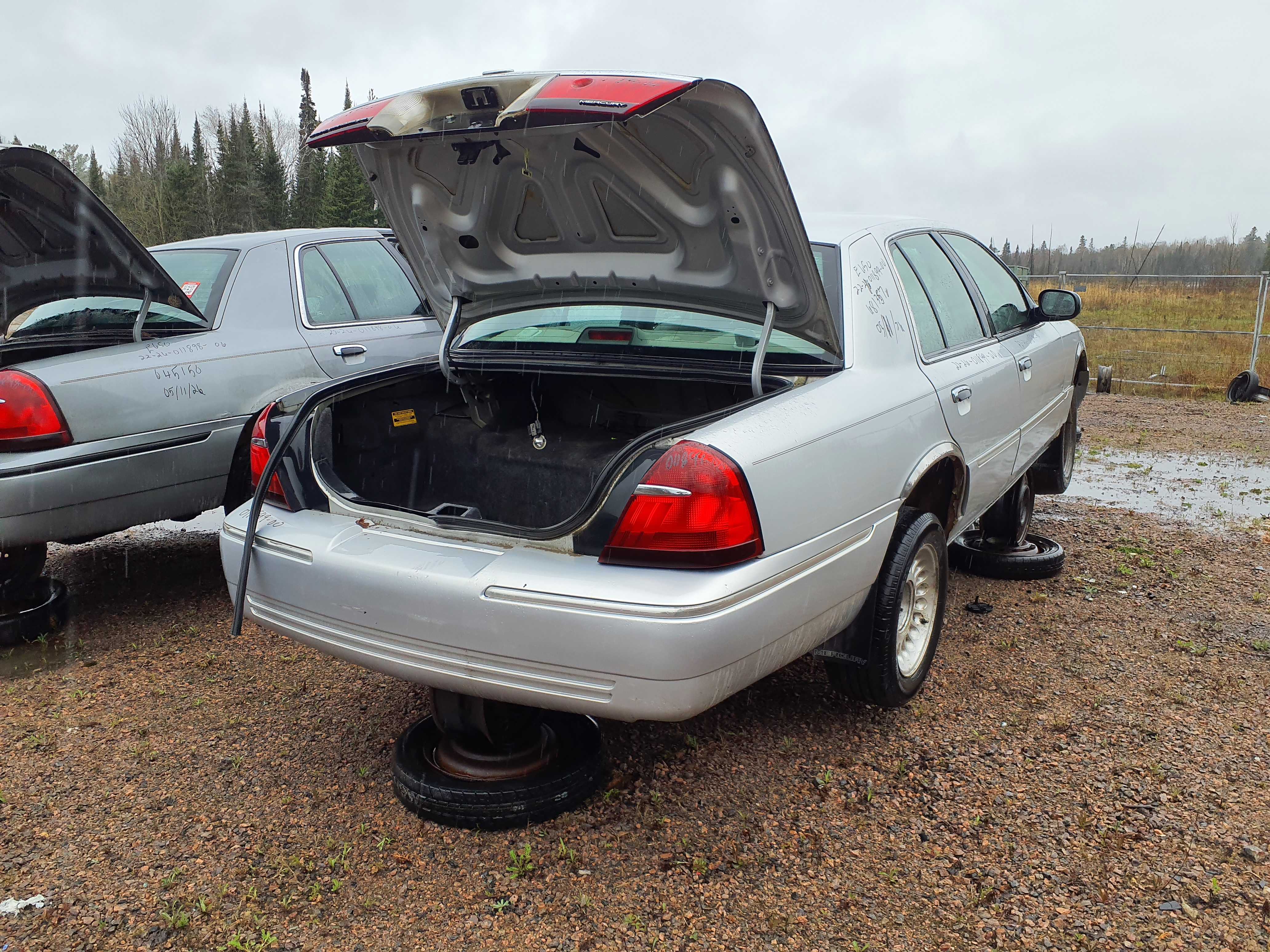 MERCURY GRAND MARQUIS 2000