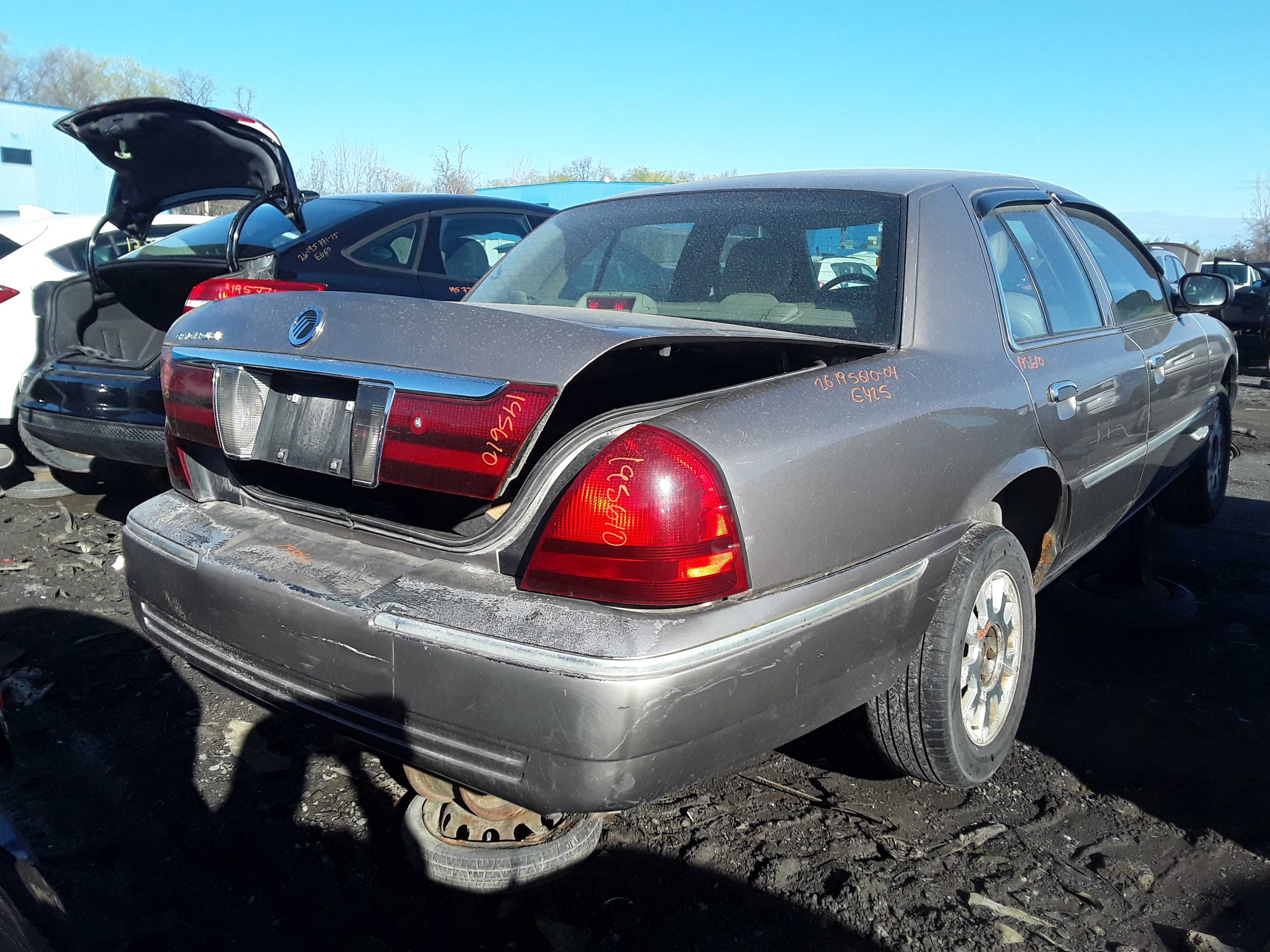 MERCURY GRAND MARQUIS 2004