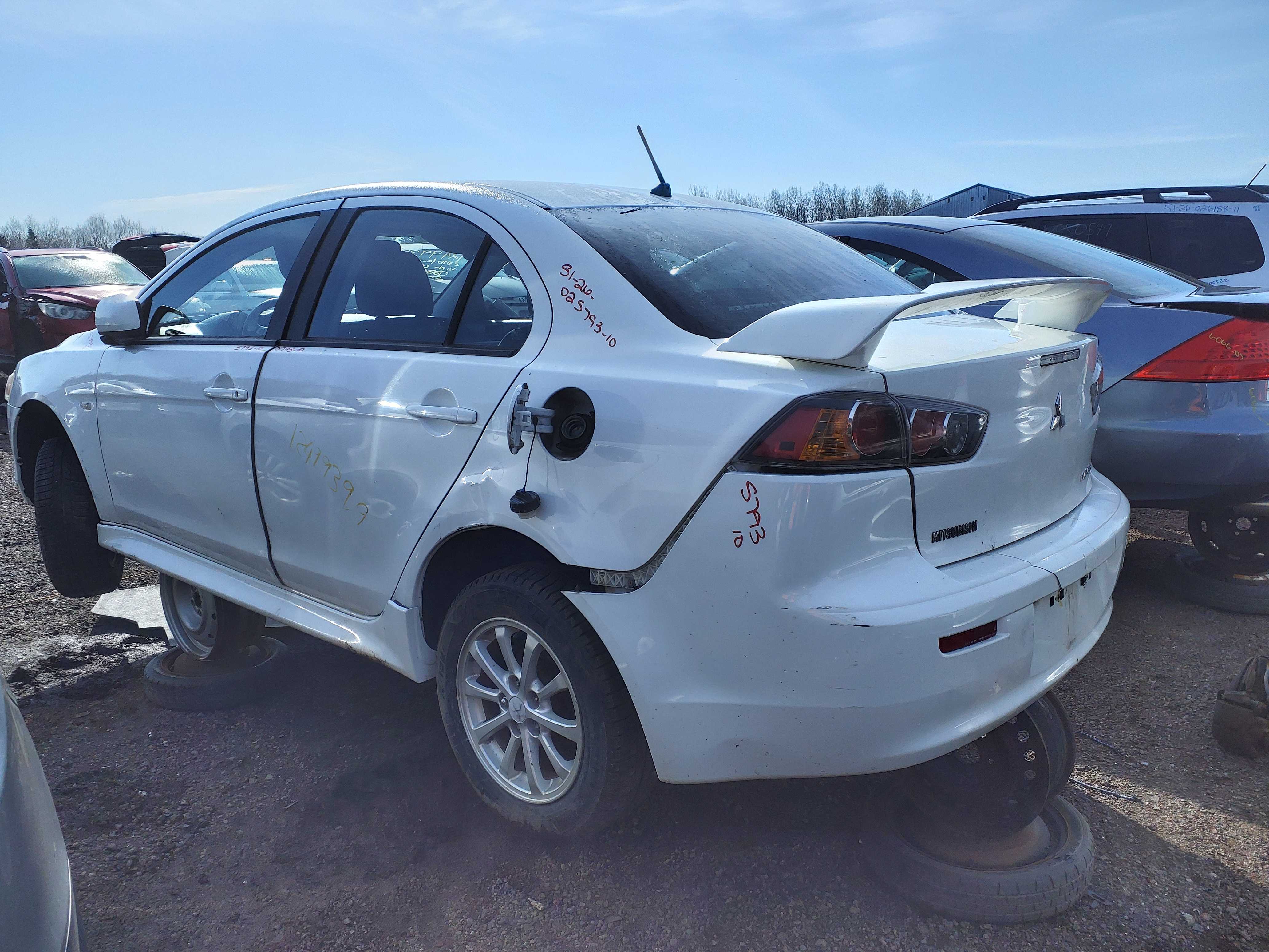 MITSUBISHI LANCER 2010