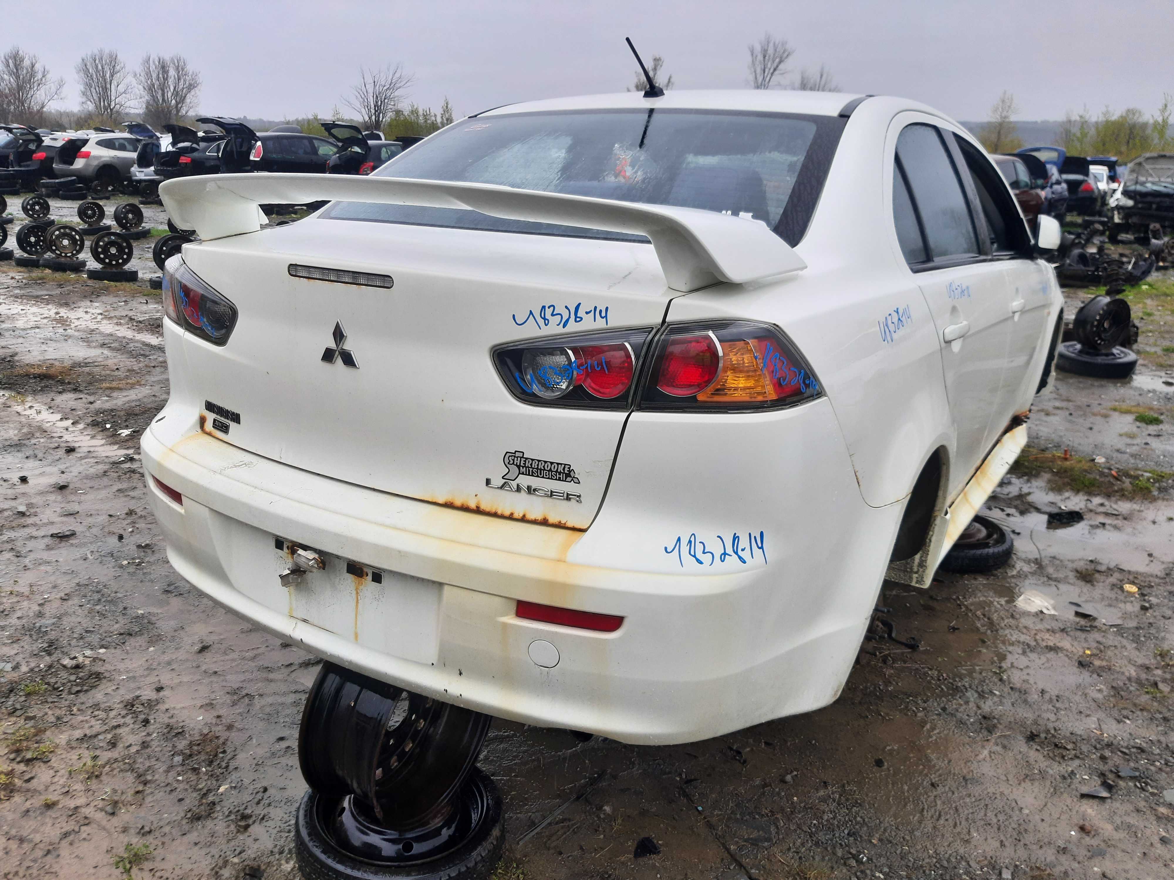 MITSUBISHI LANCER 2014