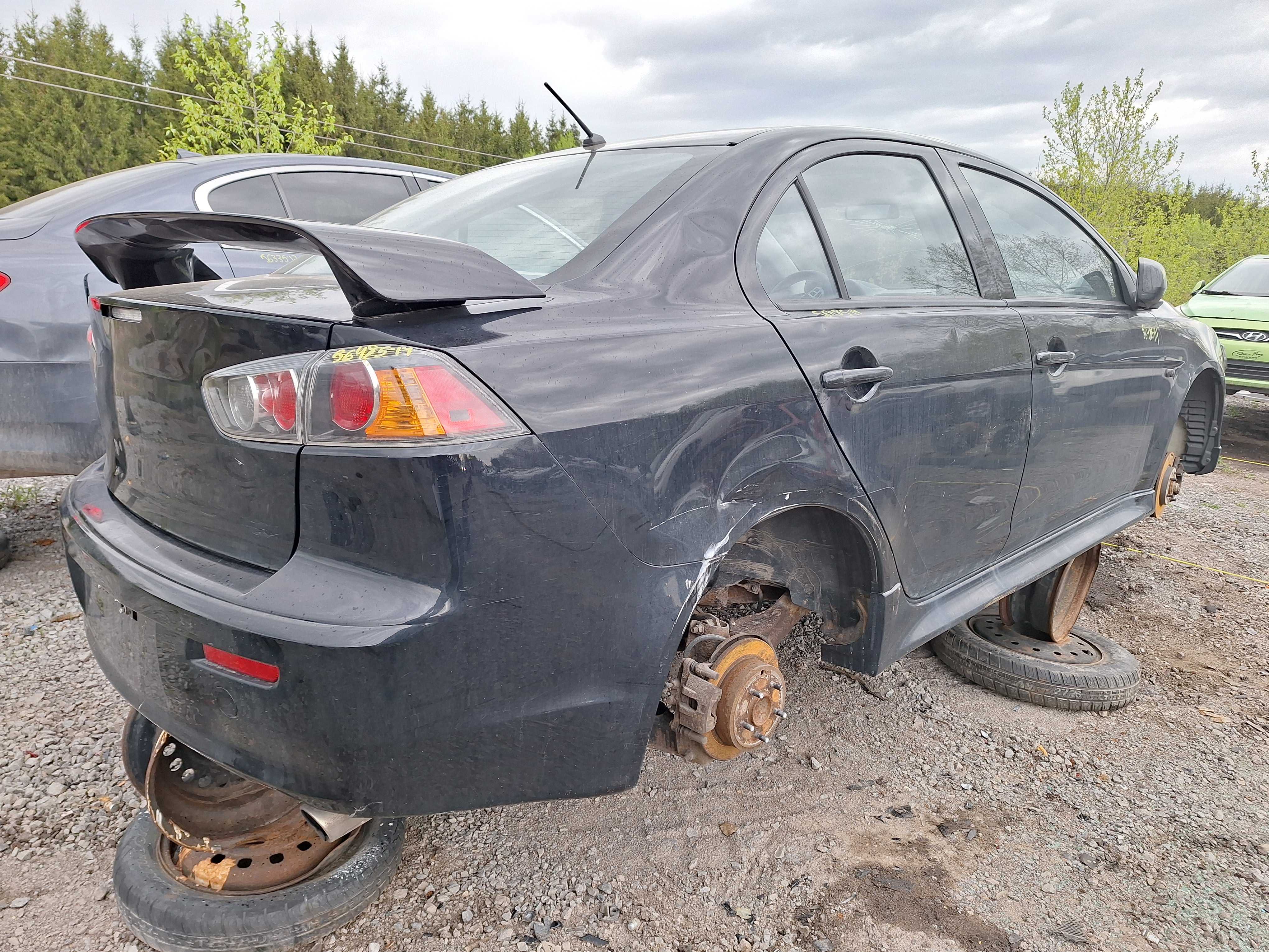 MITSUBISHI LANCER 2014