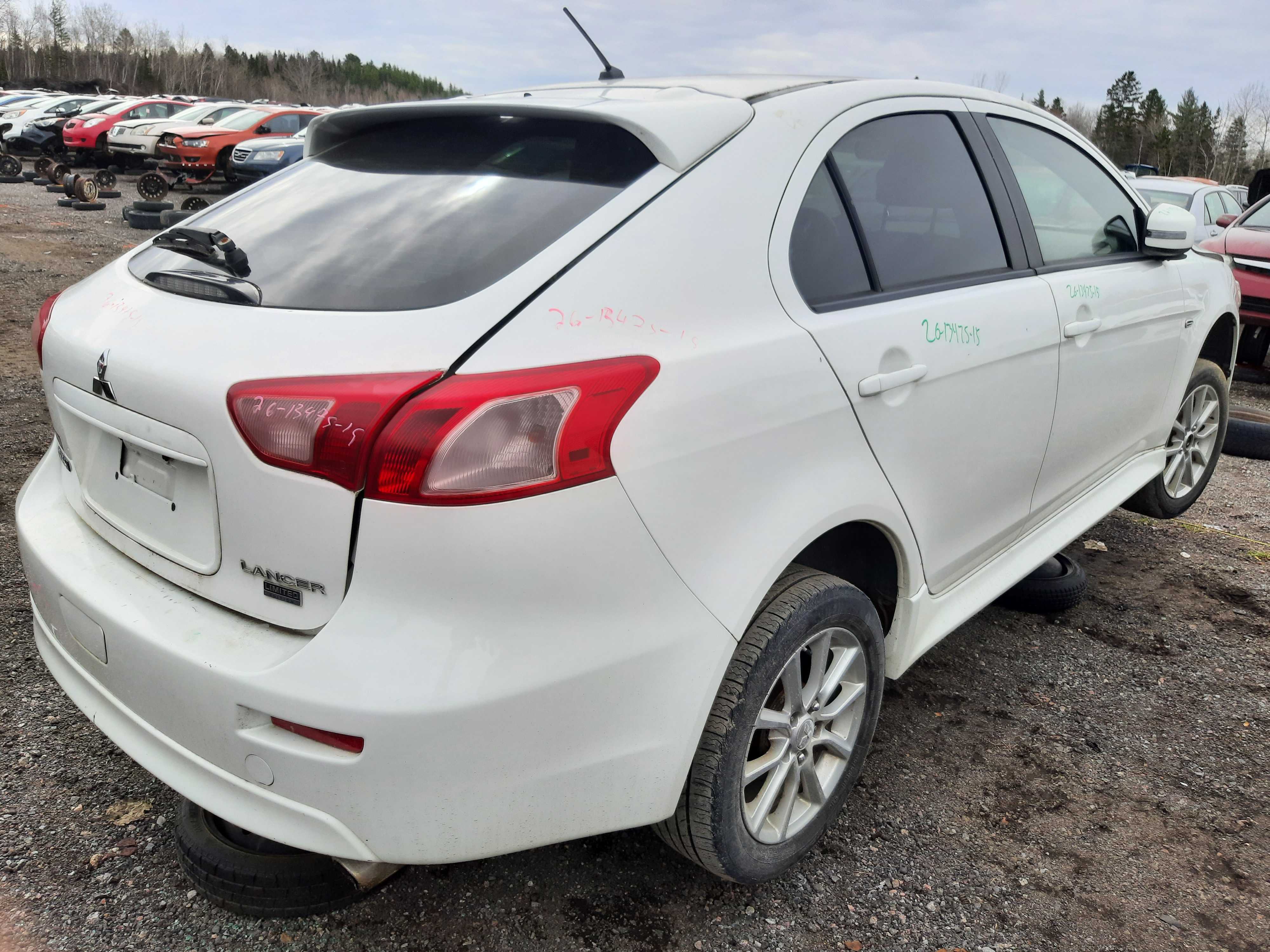 MITSUBISHI LANCER 2015