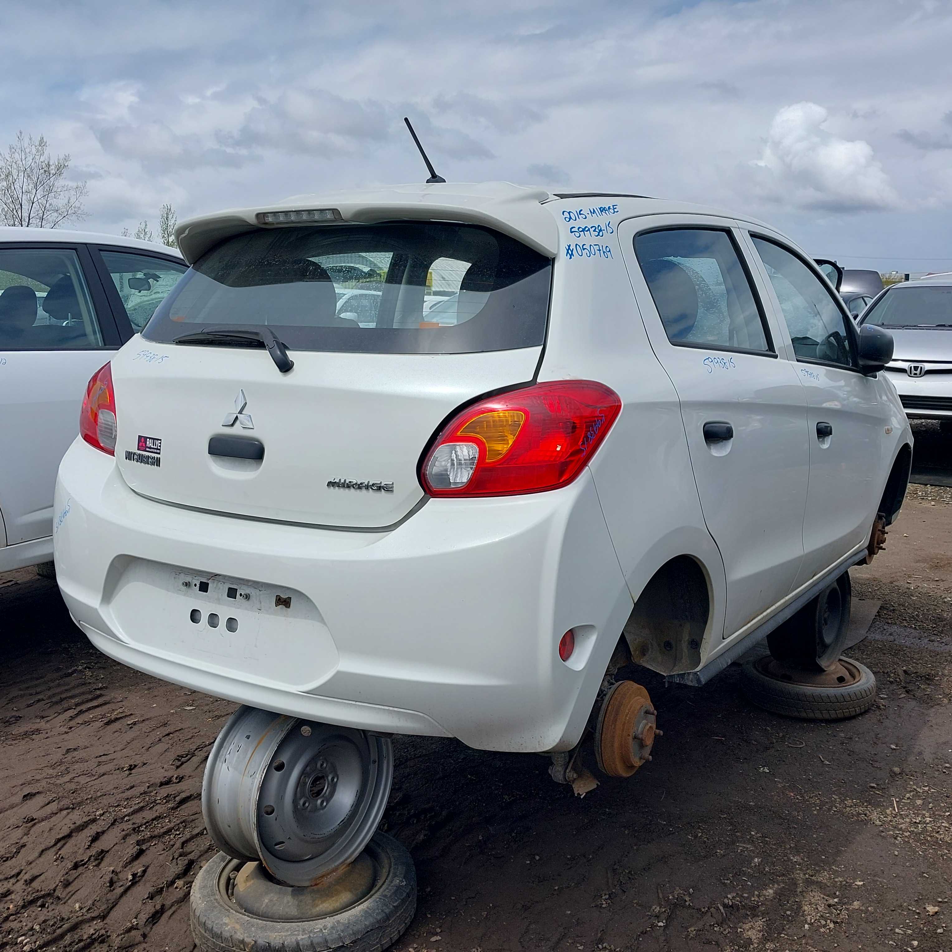 MITSUBISHI MIRAGE 2015