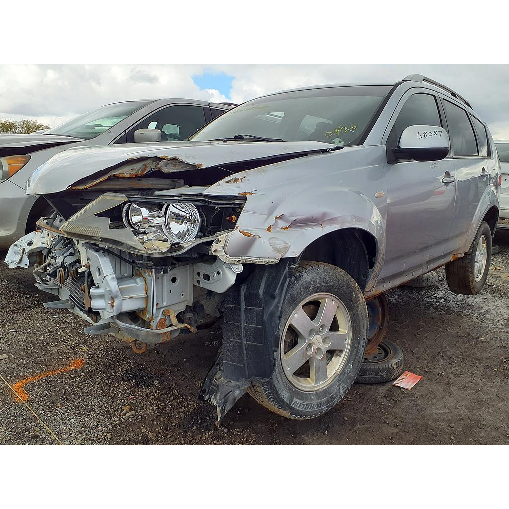 MITSUBISHI OUTLANDER 2009