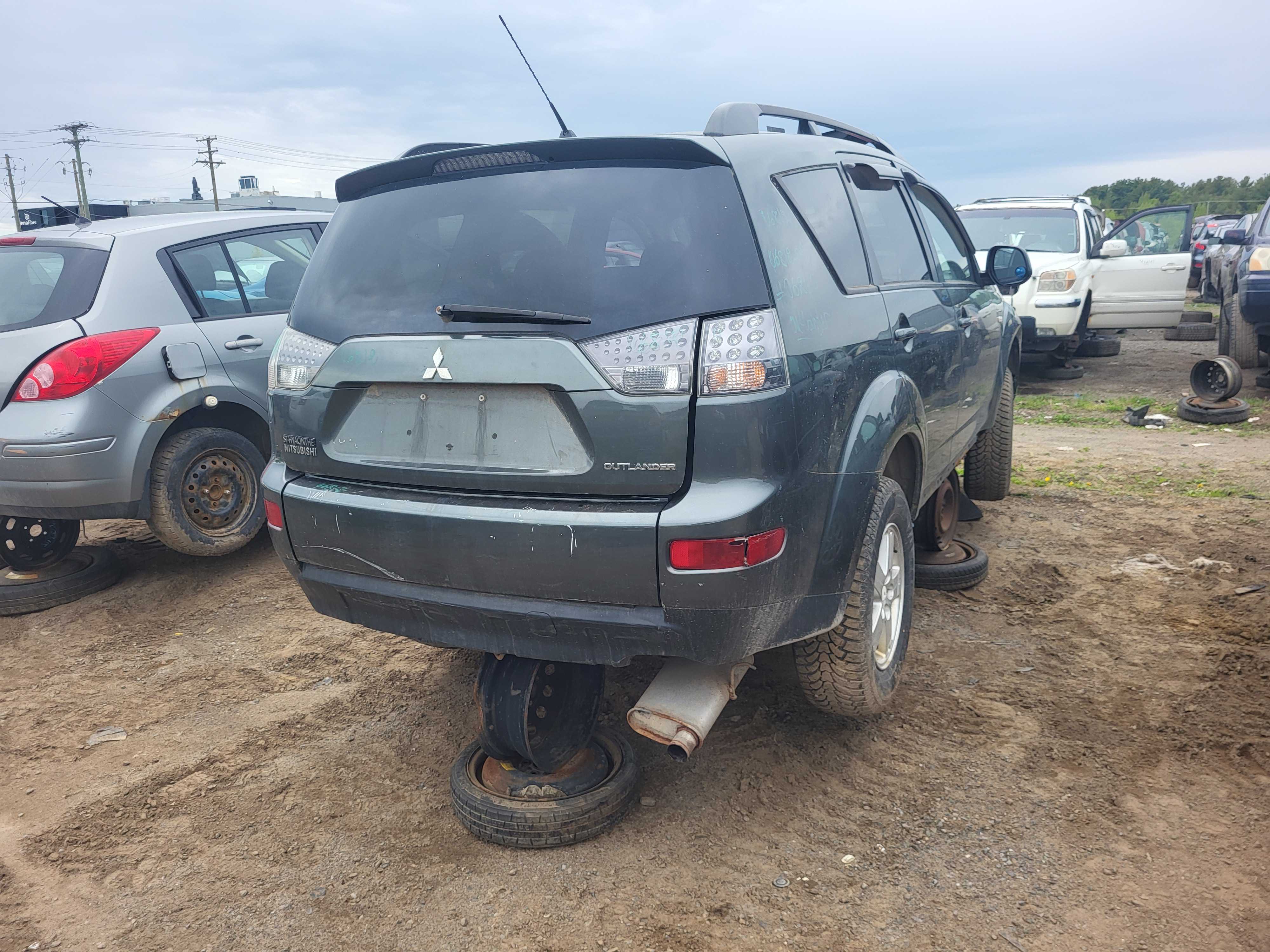 MITSUBISHI OUTLANDER 2009