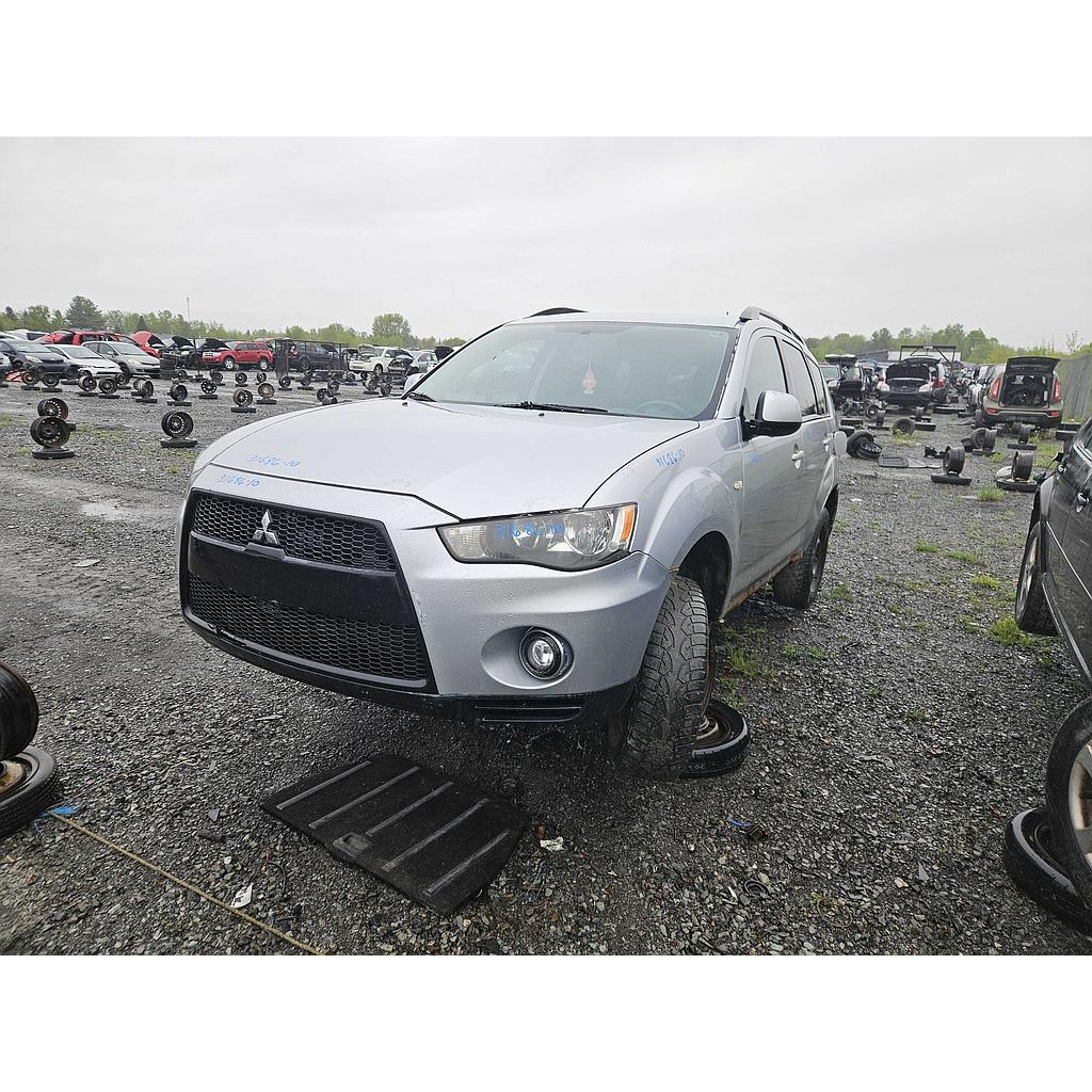 MITSUBISHI OUTLANDER 2010