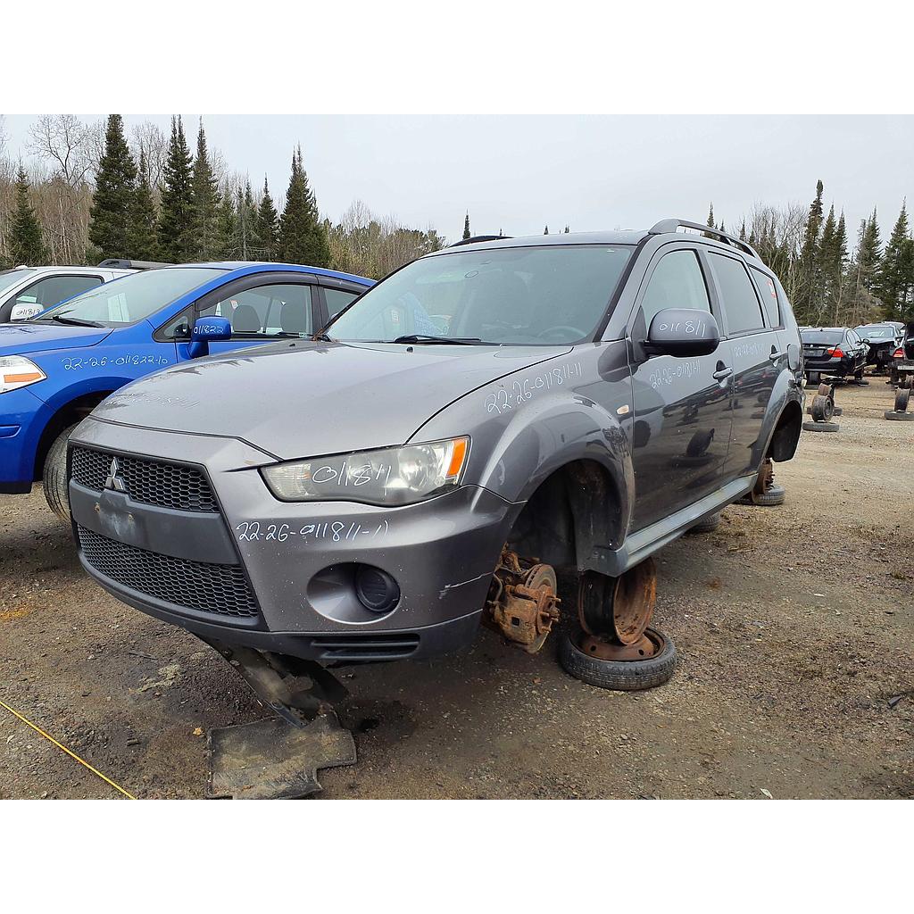 MITSUBISHI OUTLANDER 2011