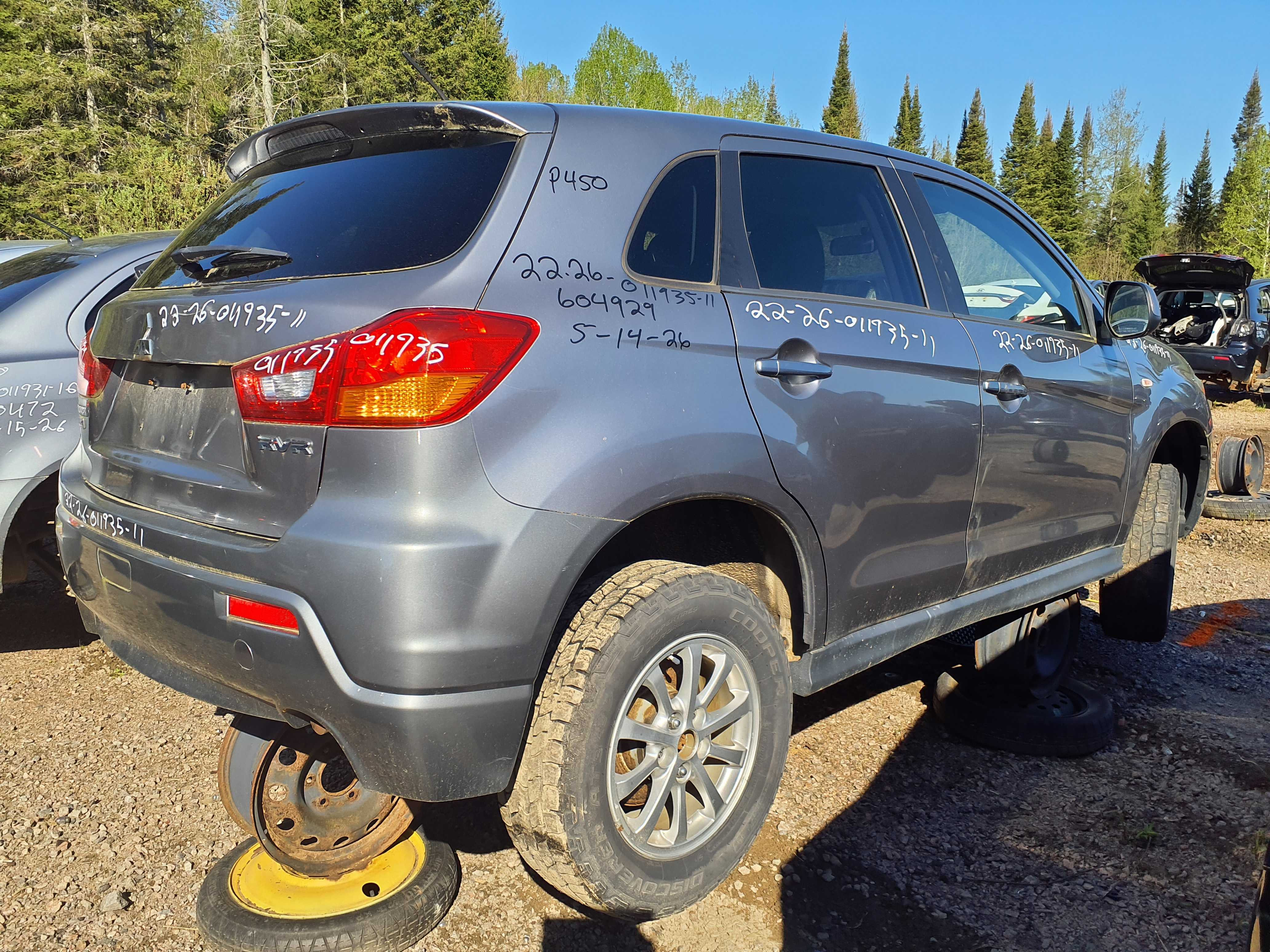 MITSUBISHI RVR 2011
