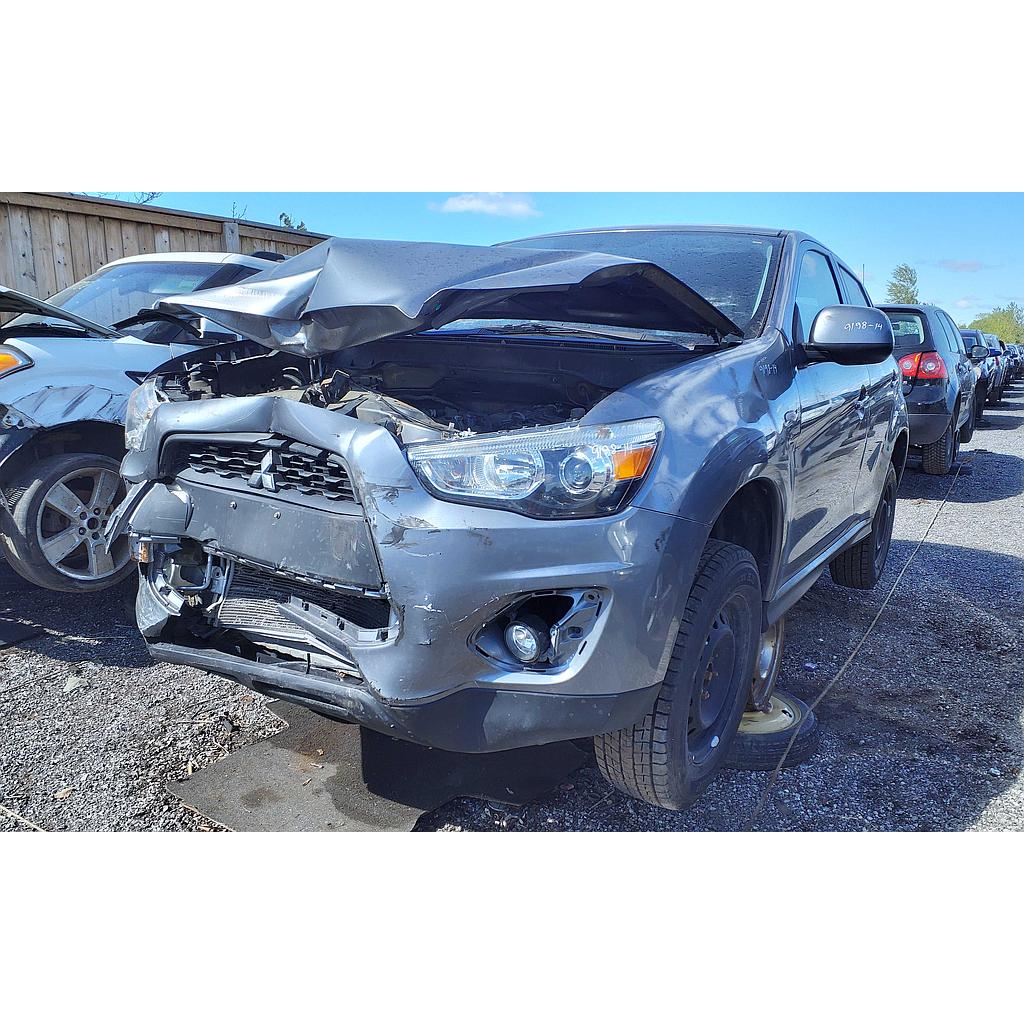 MITSUBISHI RVR 2014