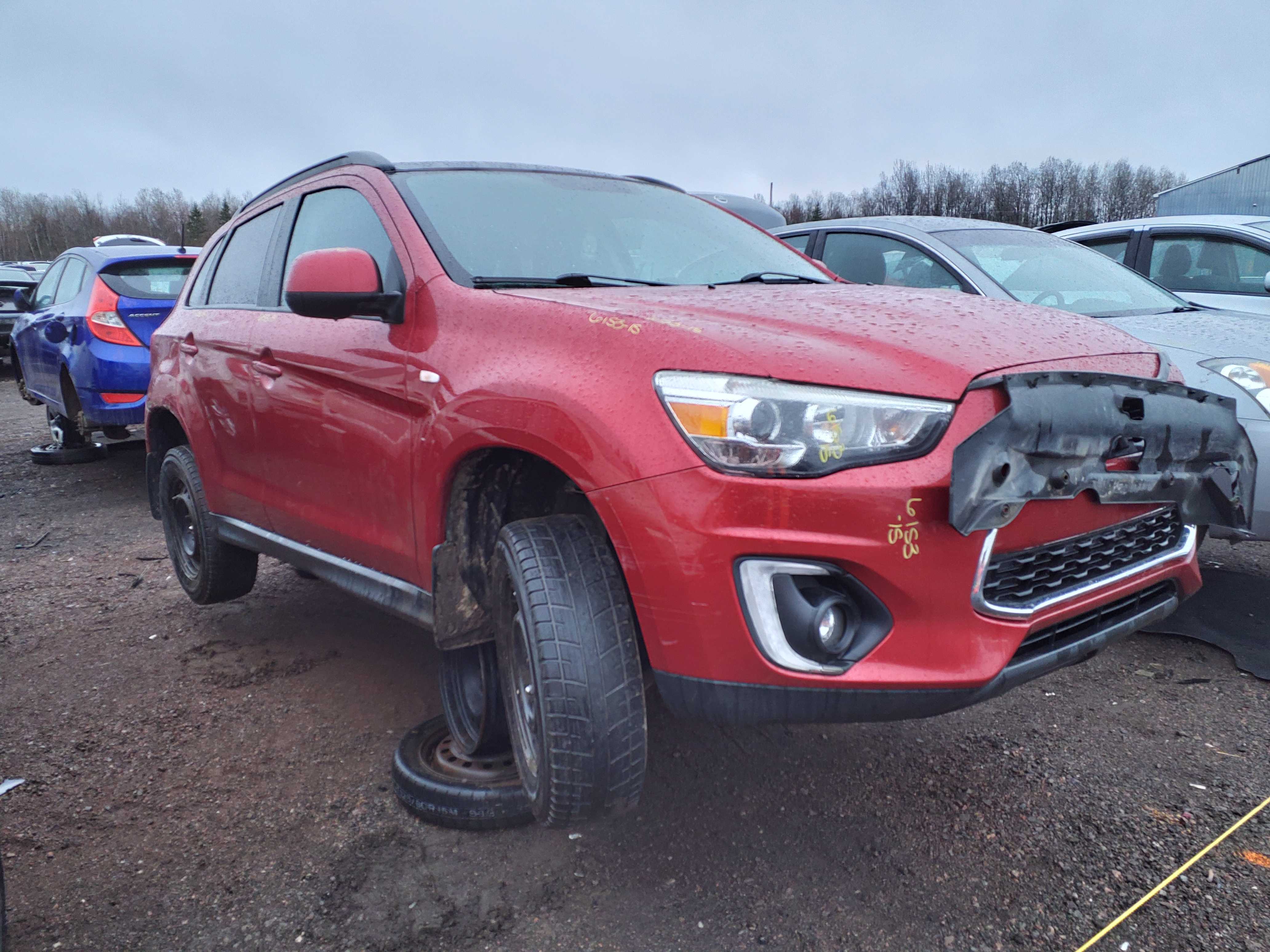 MITSUBISHI RVR 2015
