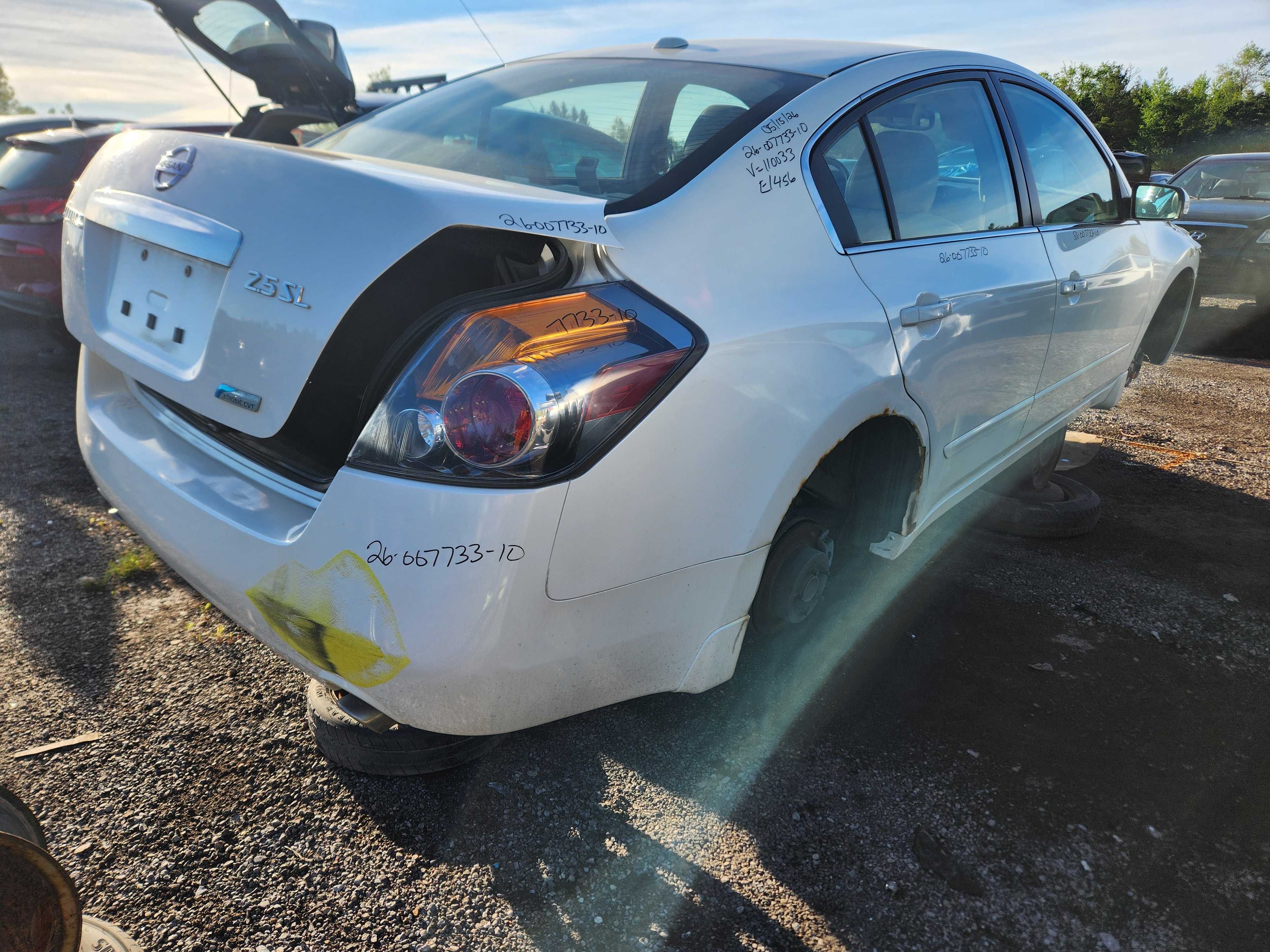 NISSAN ALTIMA 2010