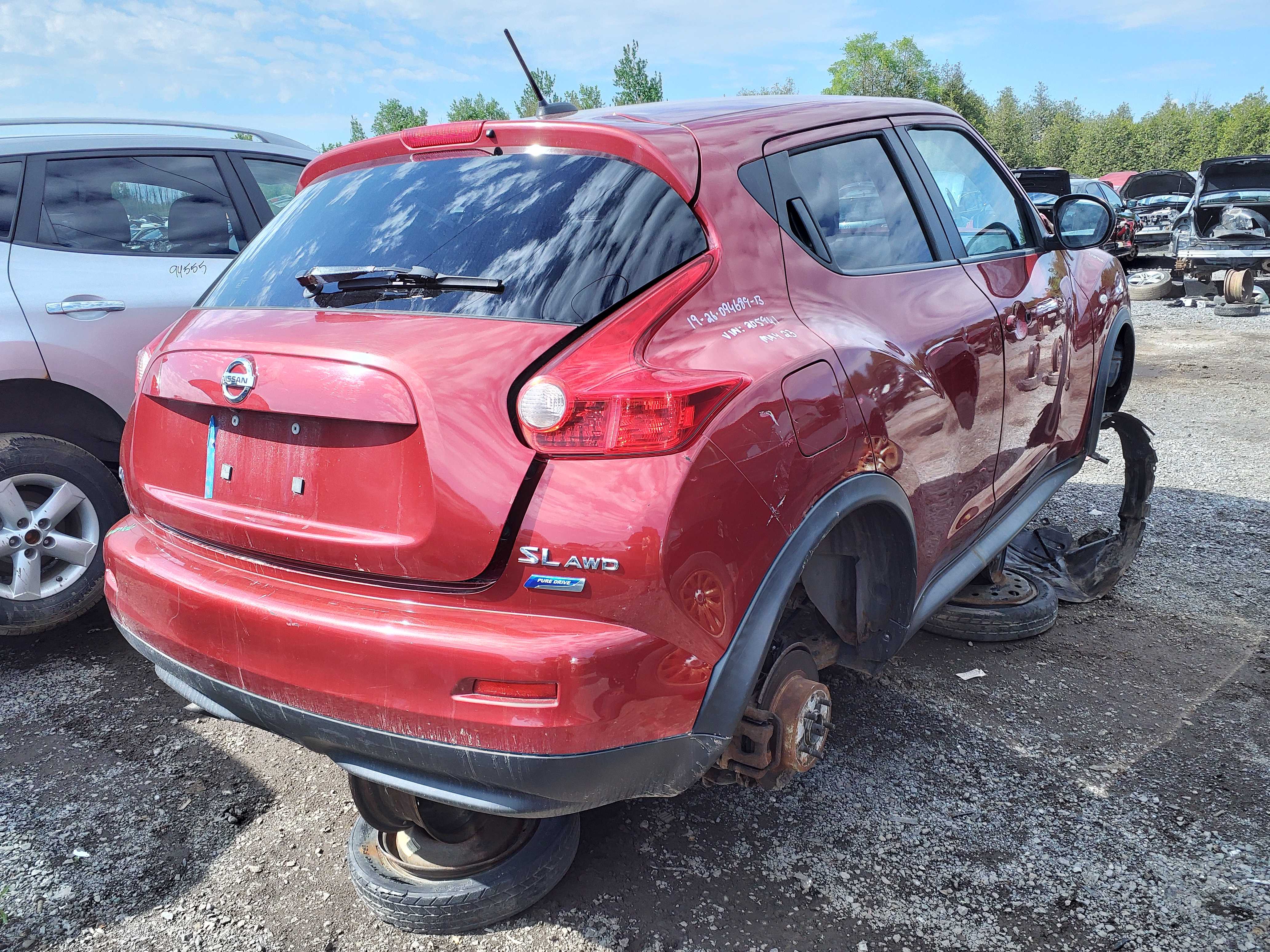 NISSAN JUKE 2013