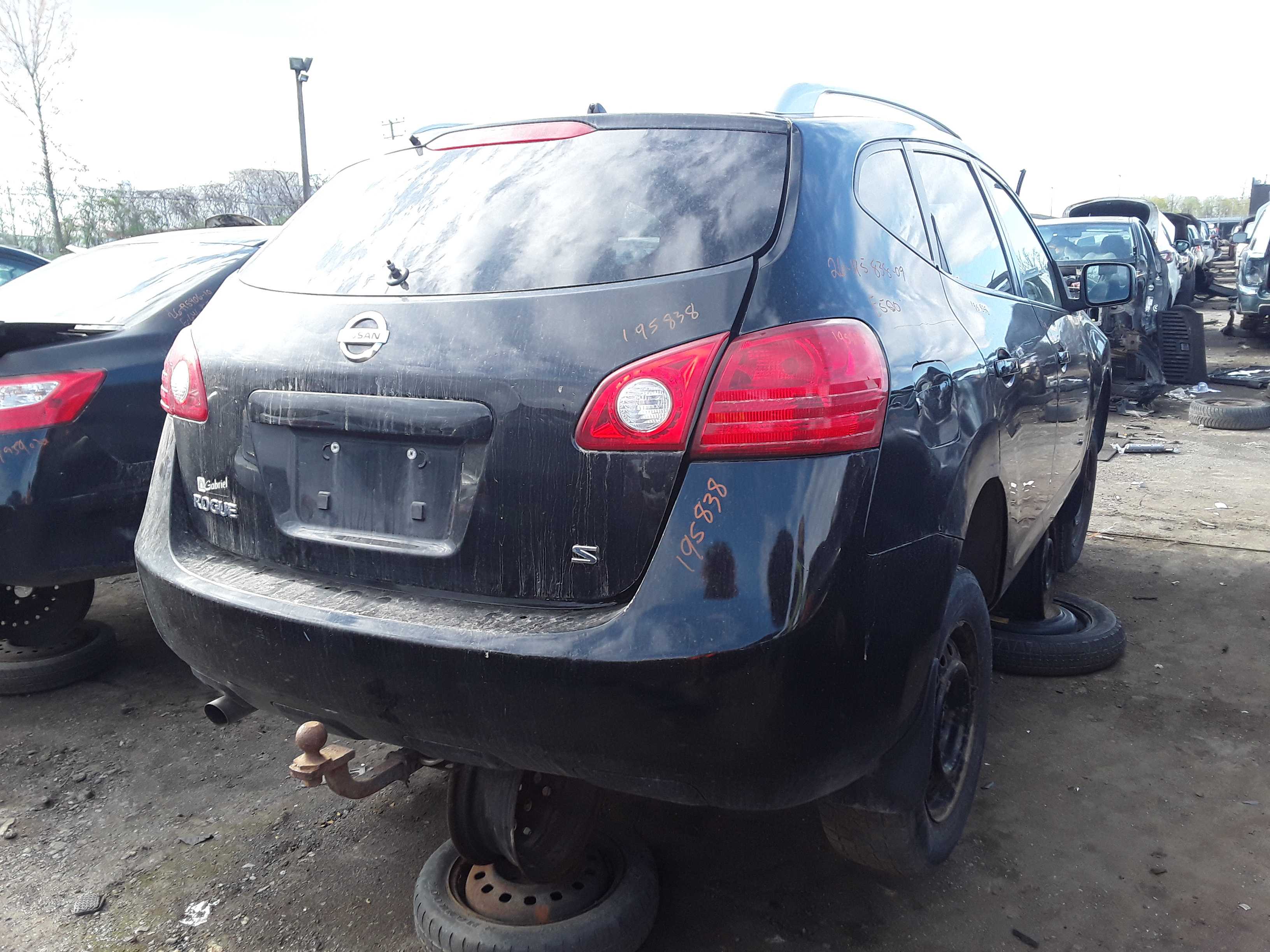 NISSAN ROGUE 2009