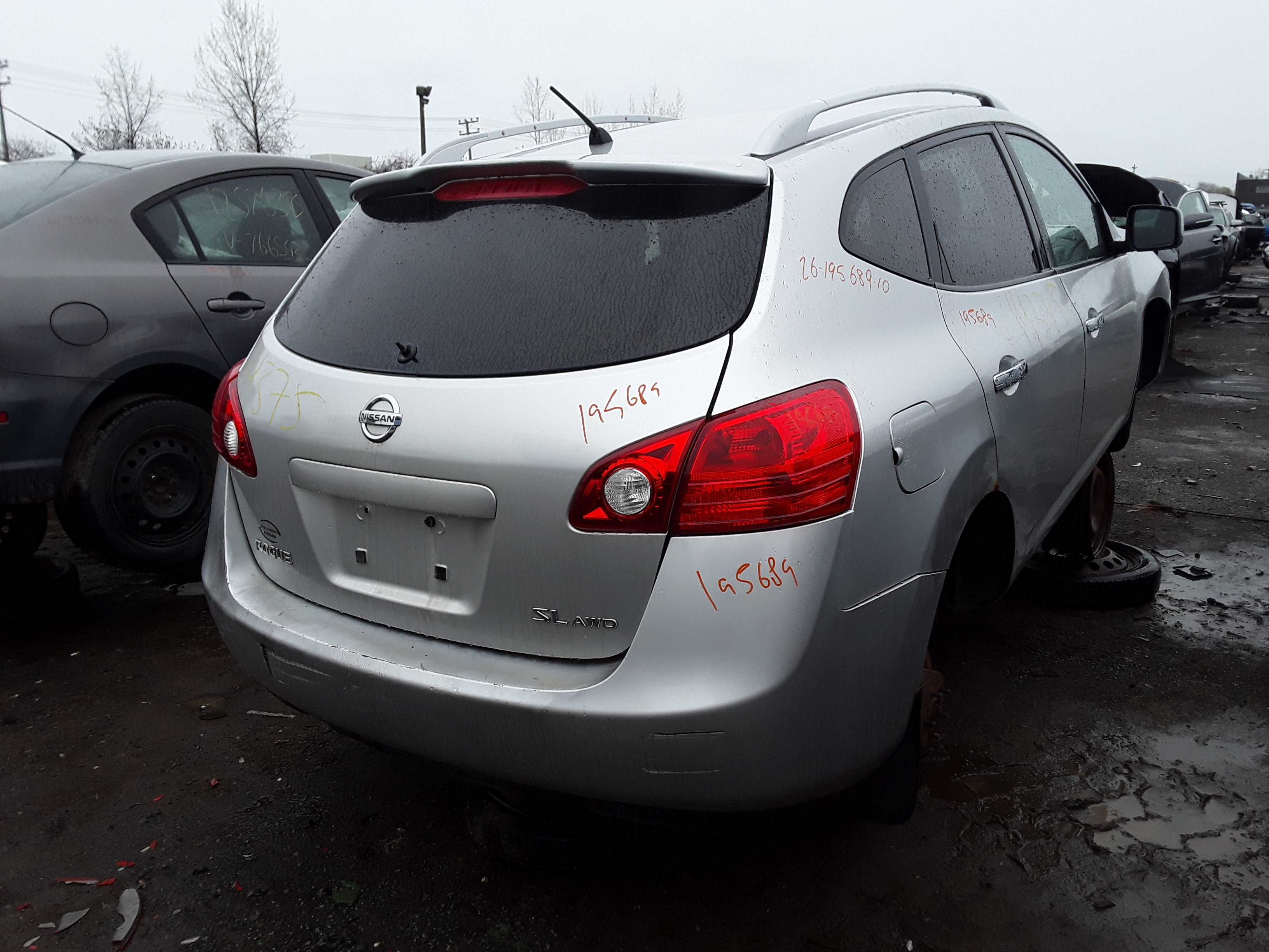 NISSAN ROGUE 2010
