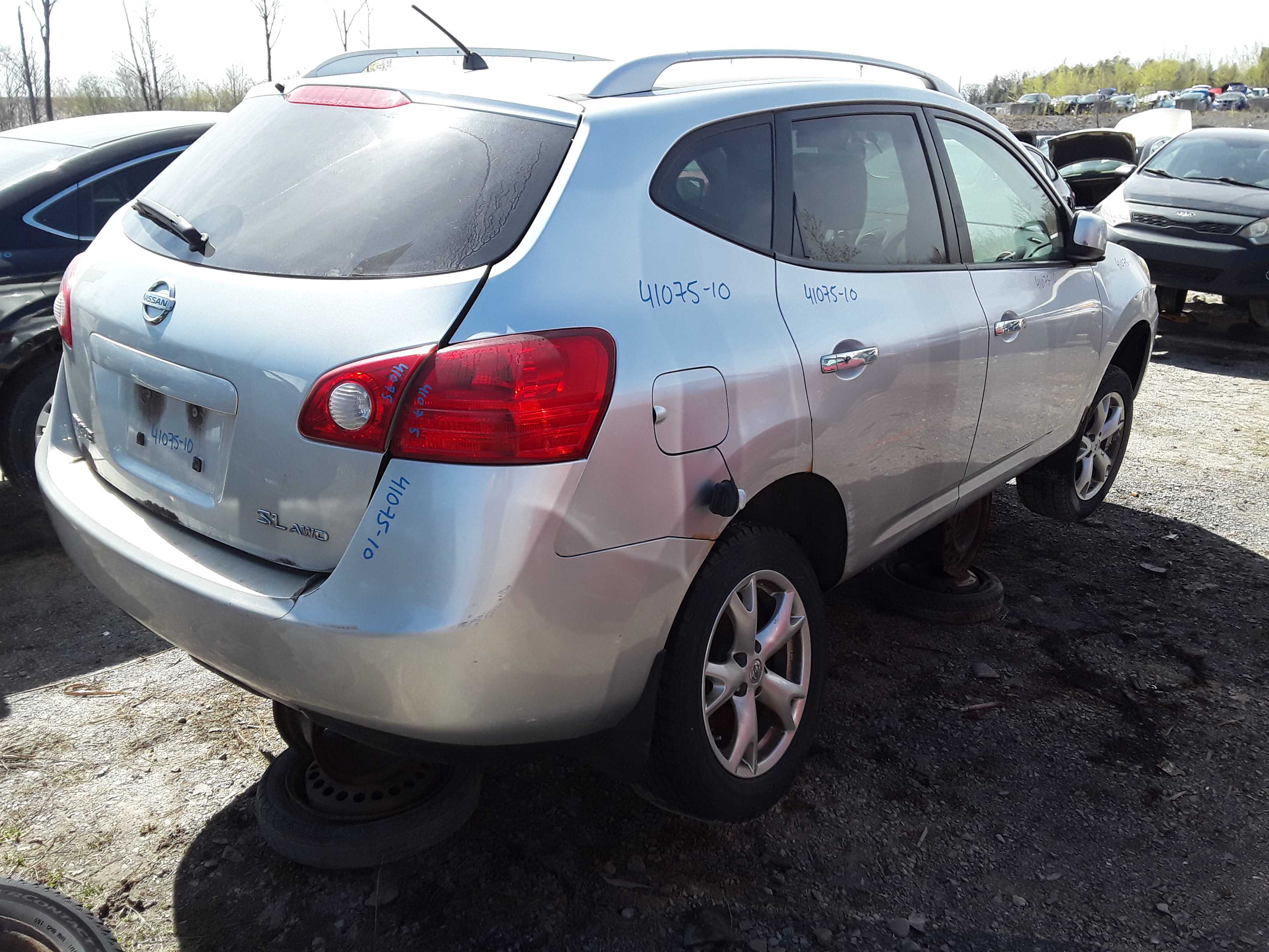 NISSAN ROGUE 2010