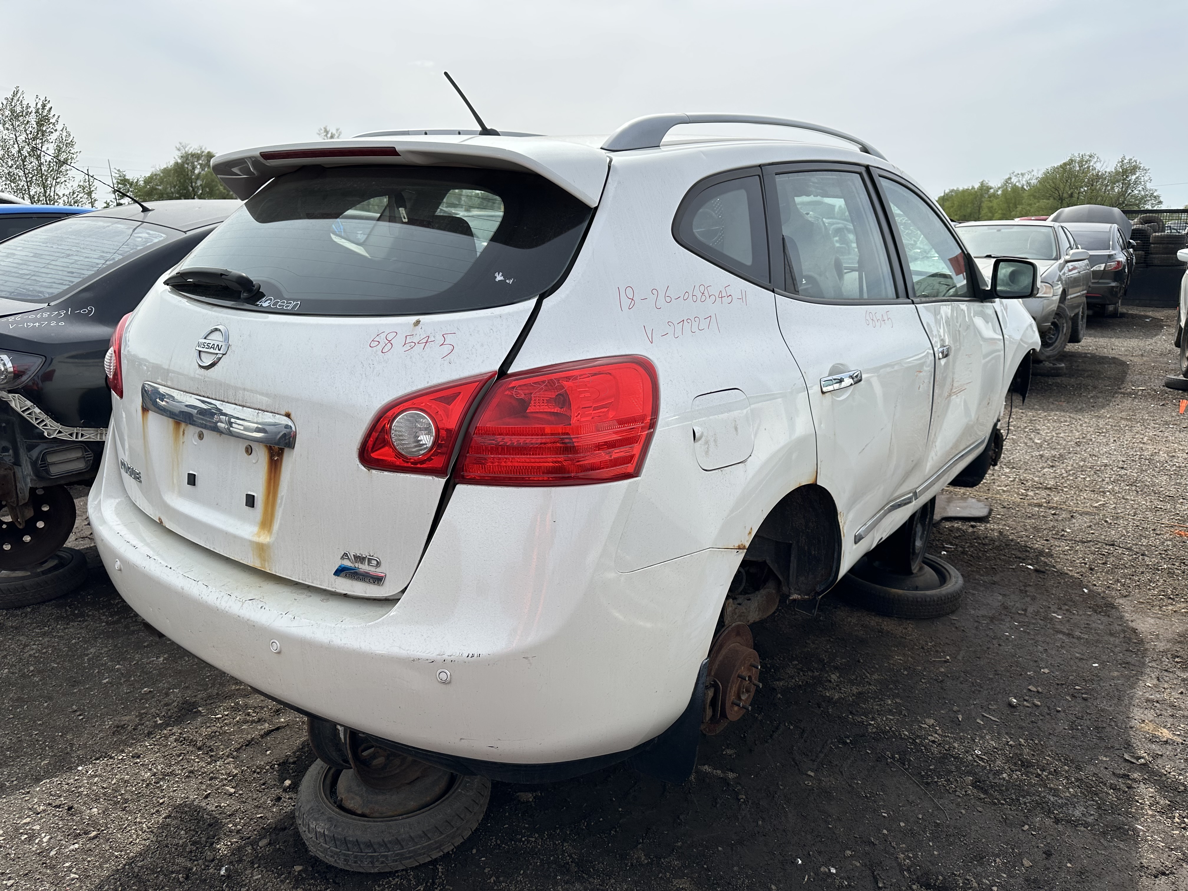 NISSAN ROGUE 2011