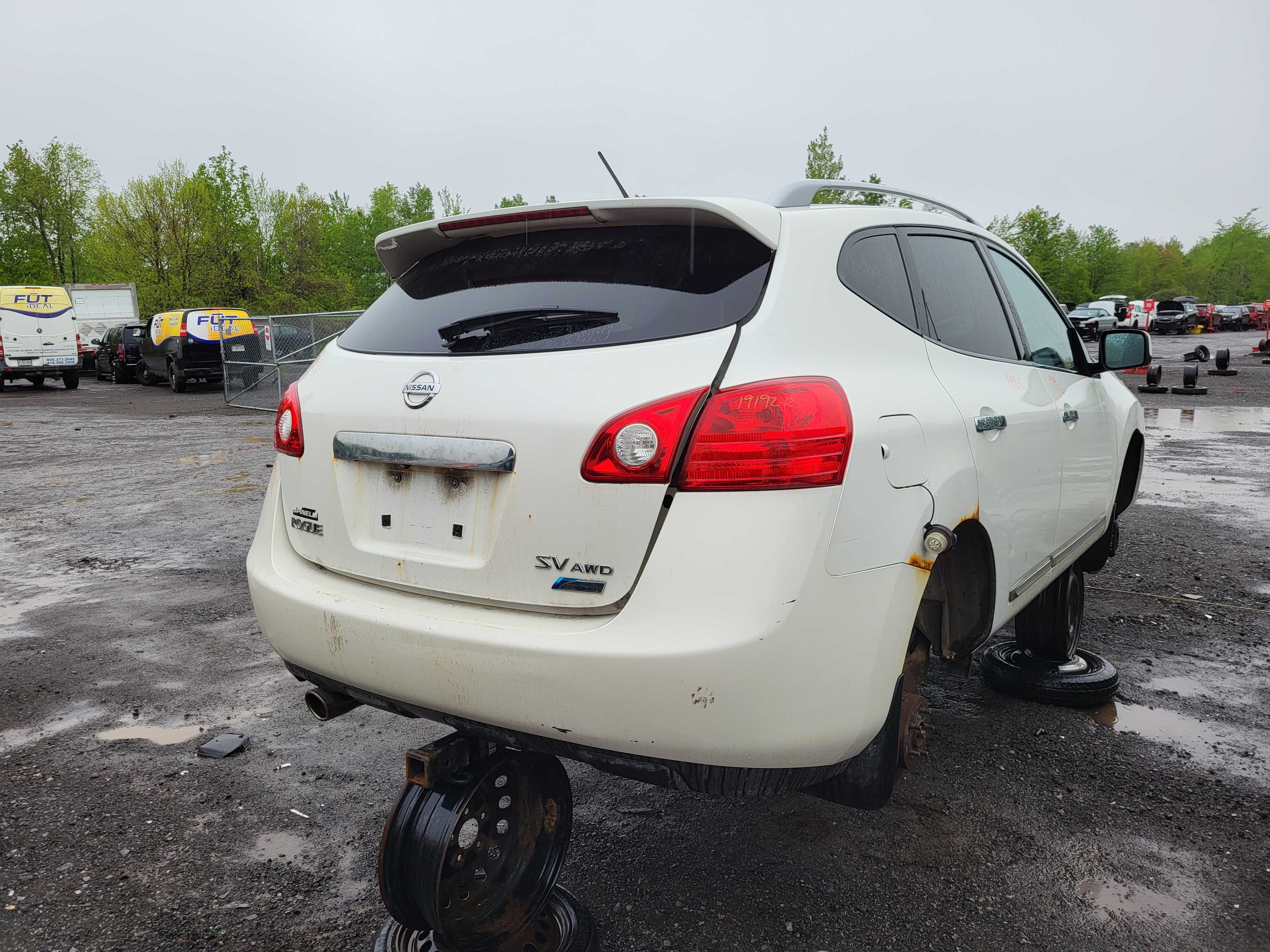 NISSAN ROGUE 2012