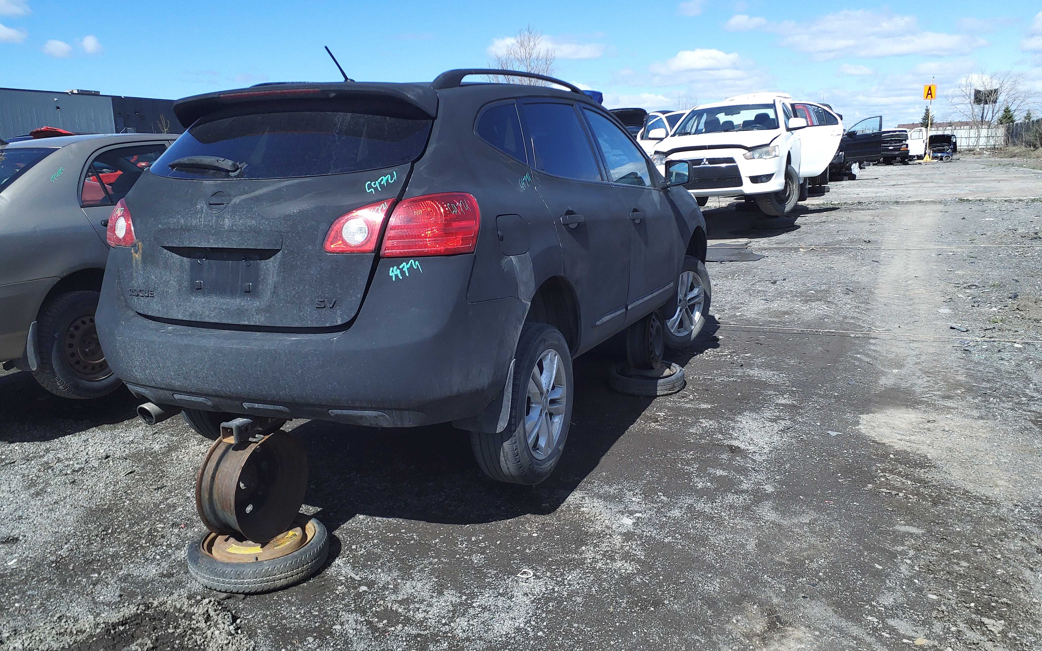 NISSAN ROGUE 2013