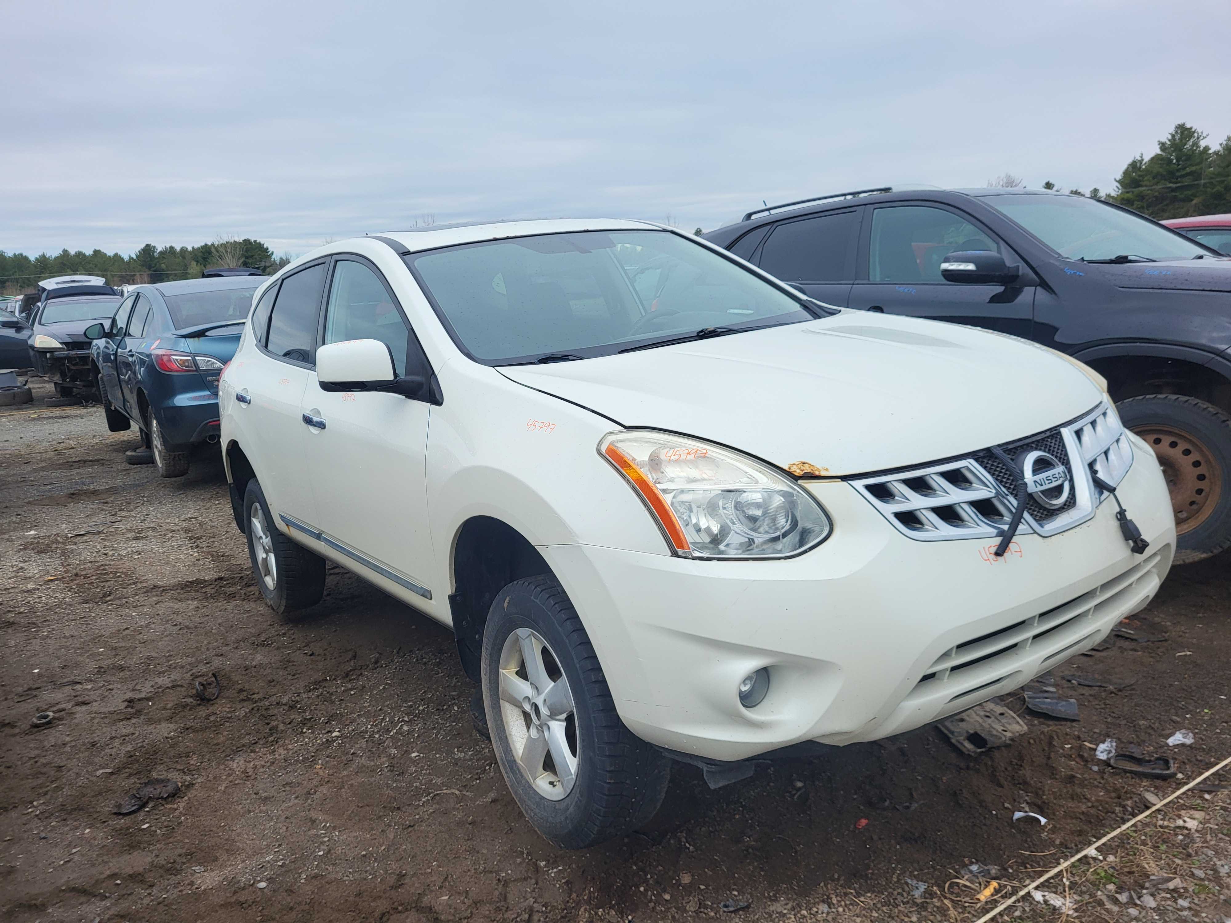 NISSAN ROGUE 2013