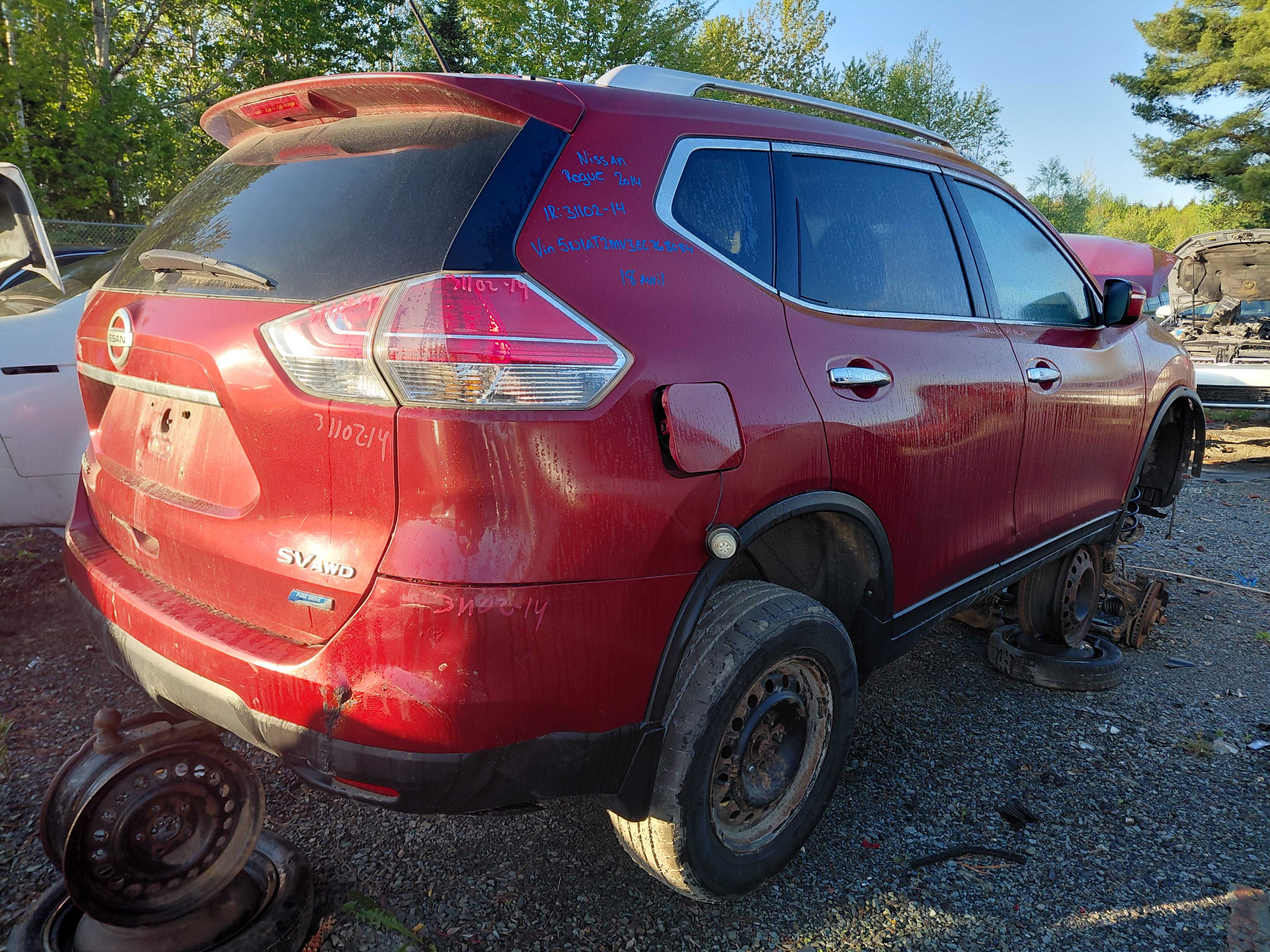 NISSAN ROGUE 2014