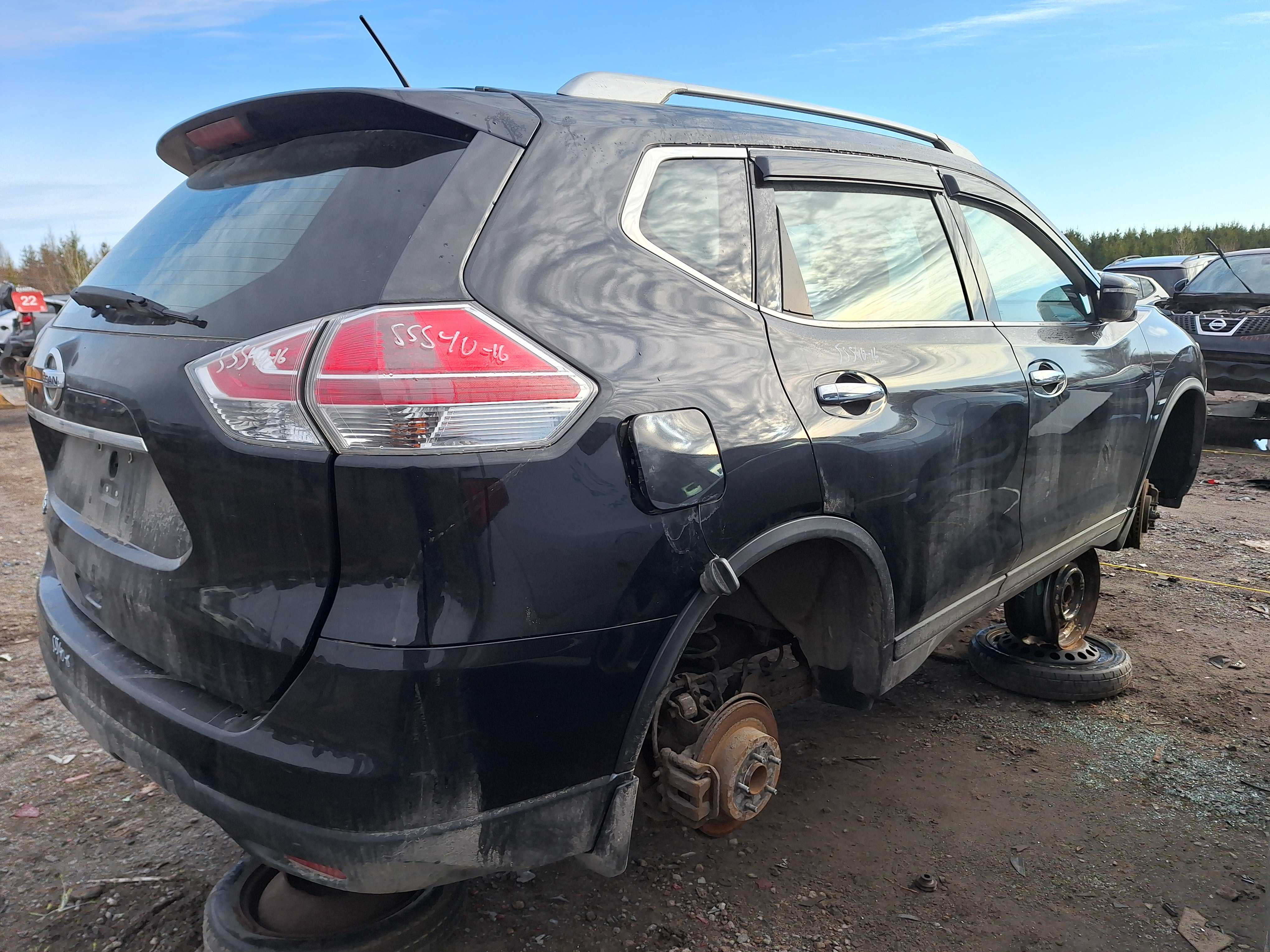 NISSAN ROGUE 2016