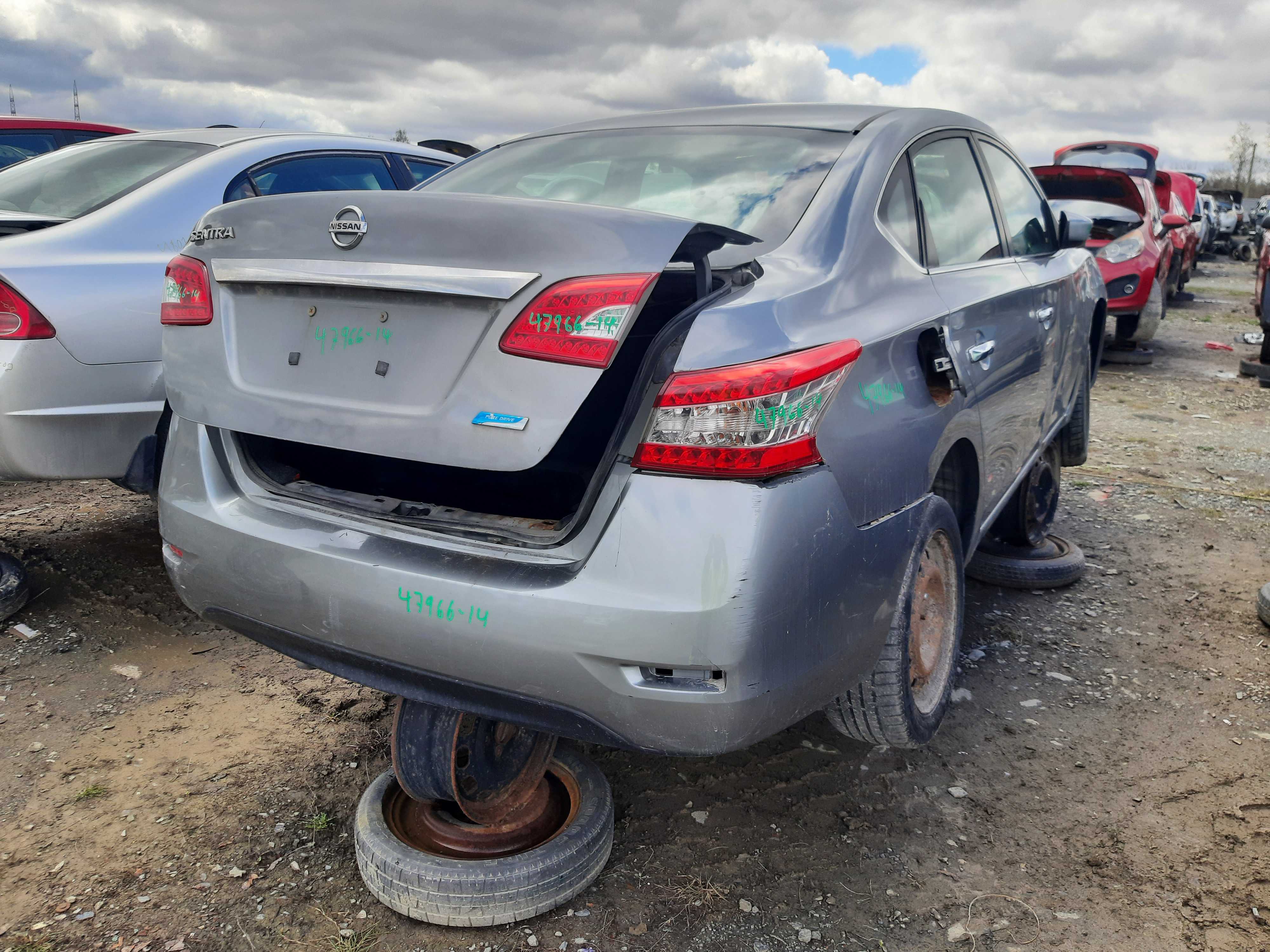 NISSAN SENTRA 2014