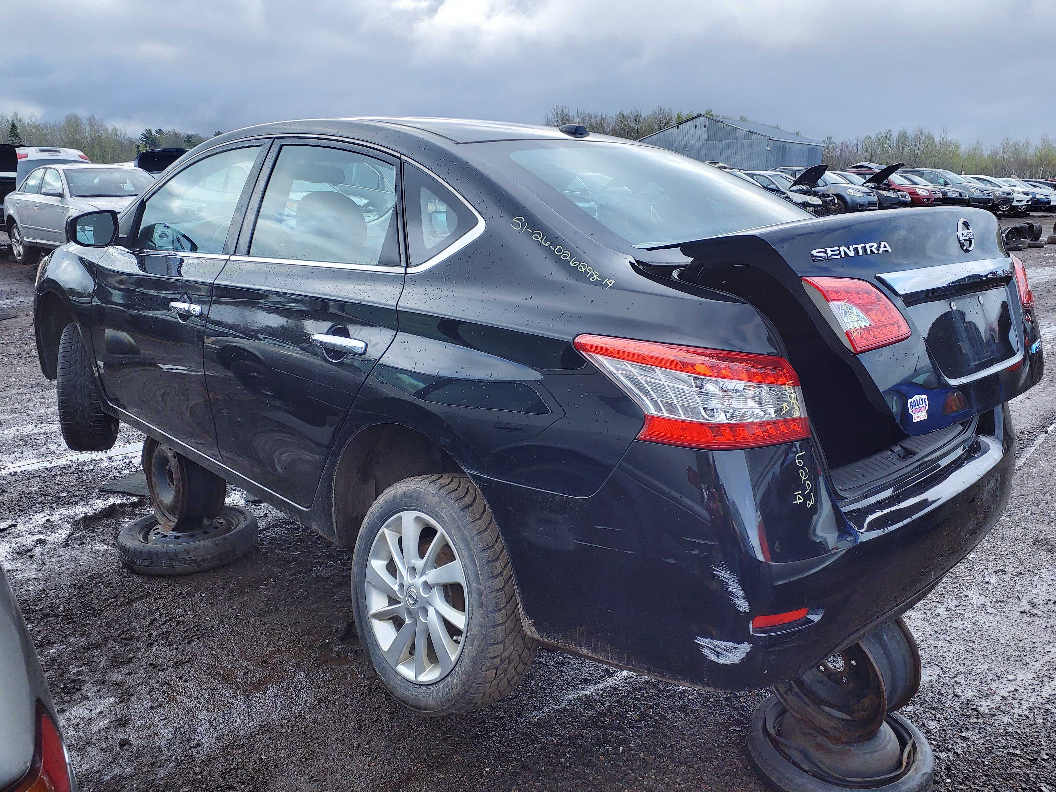 NISSAN SENTRA 2014