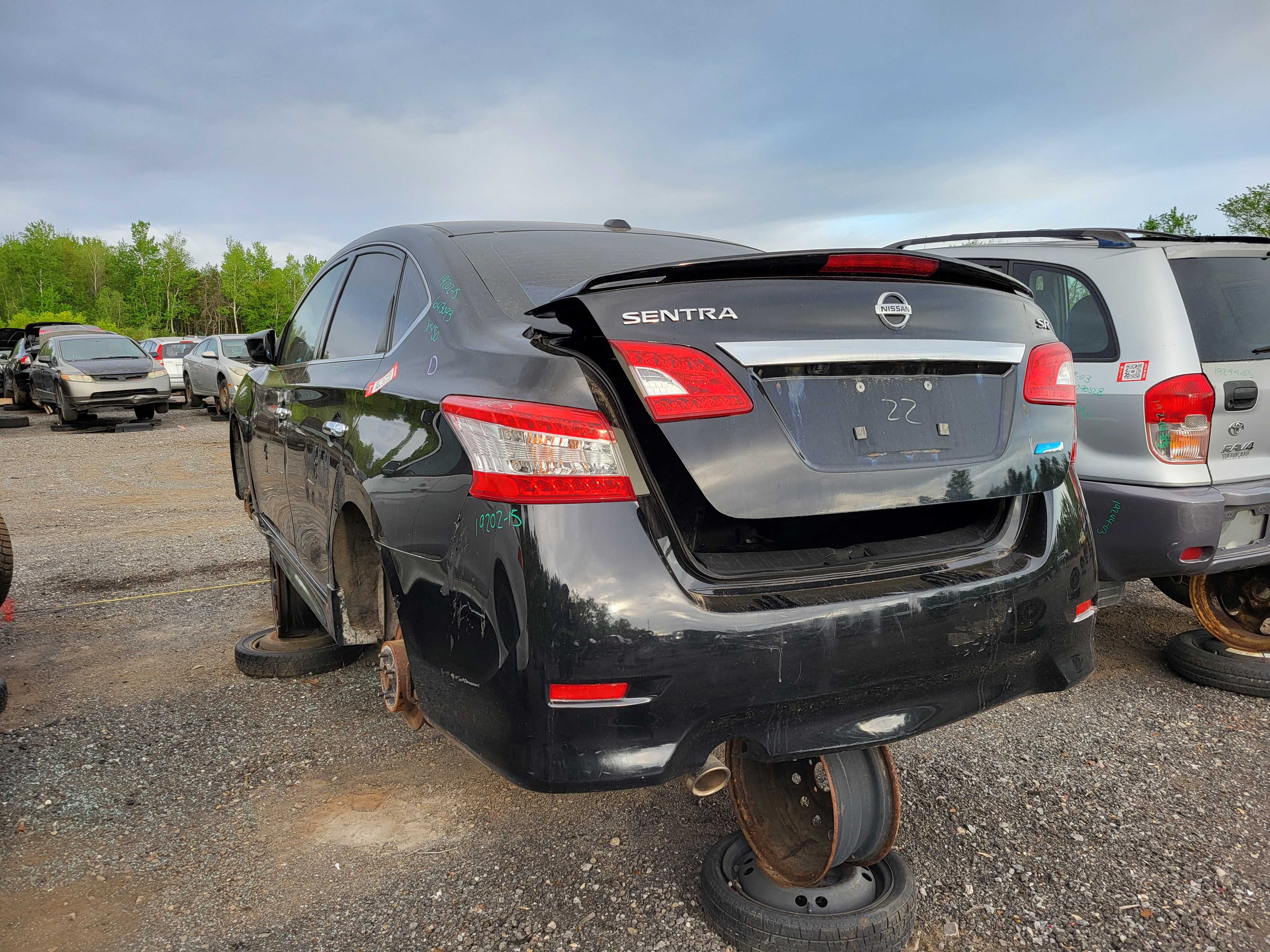 NISSAN SENTRA 2015