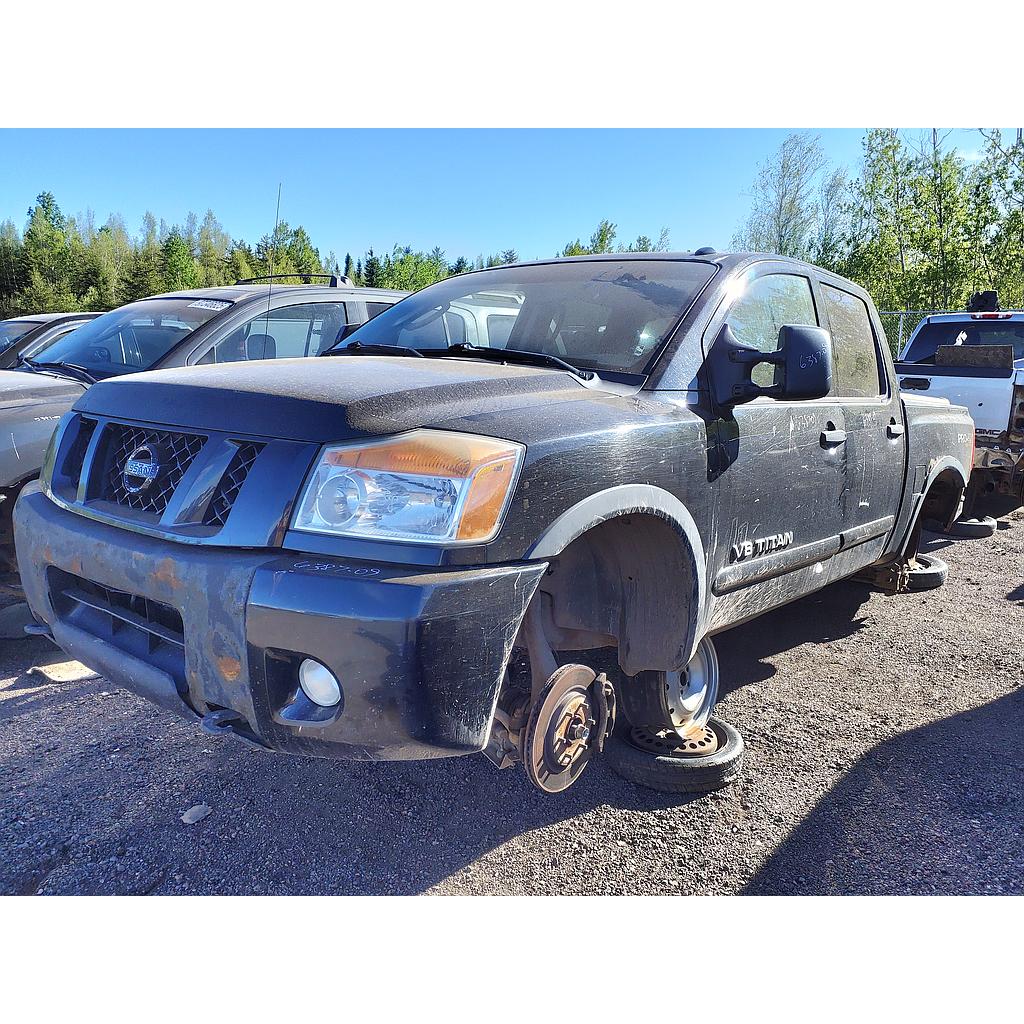 NISSAN TITAN 2009