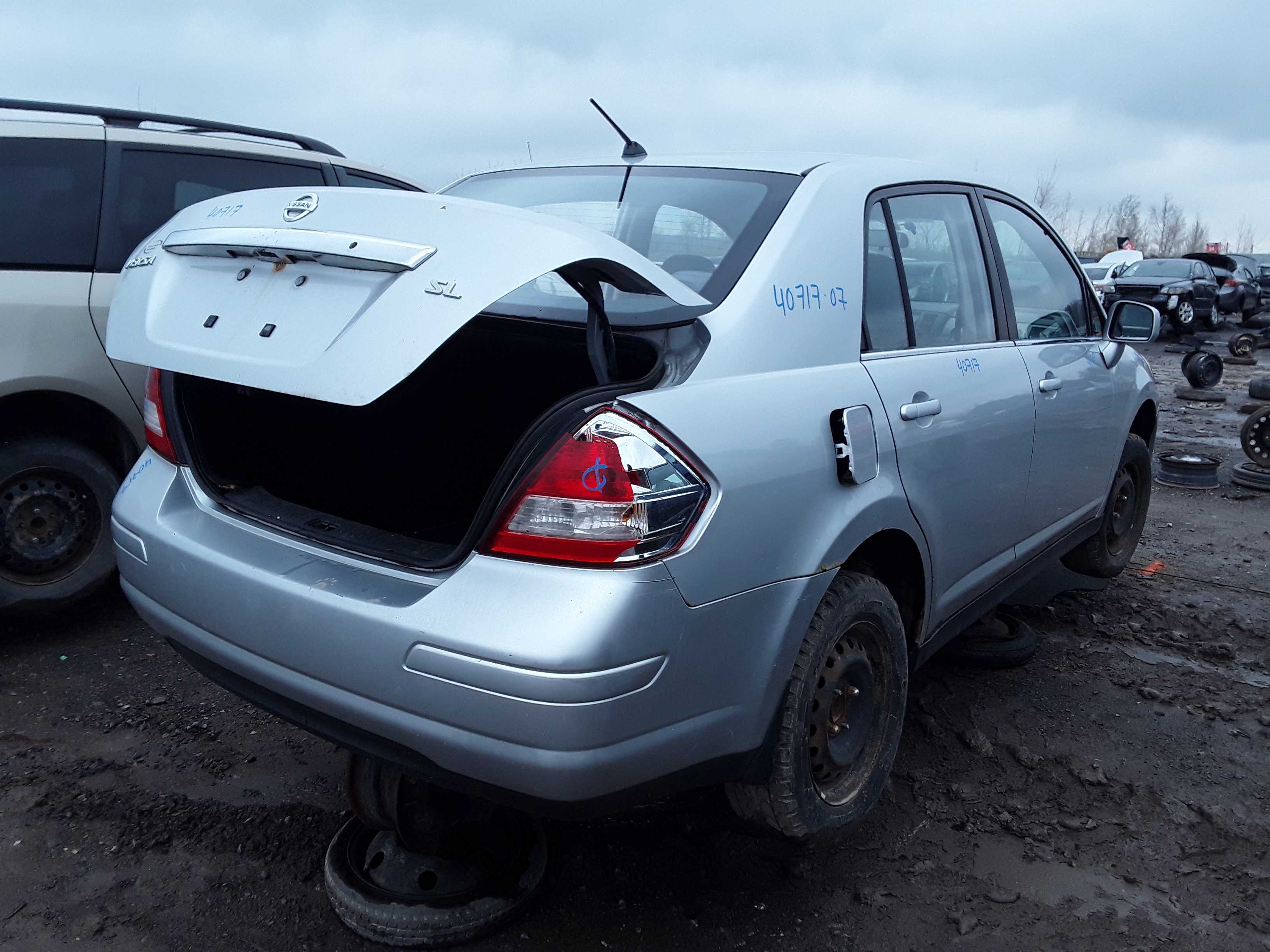 NISSAN VERSA 2007