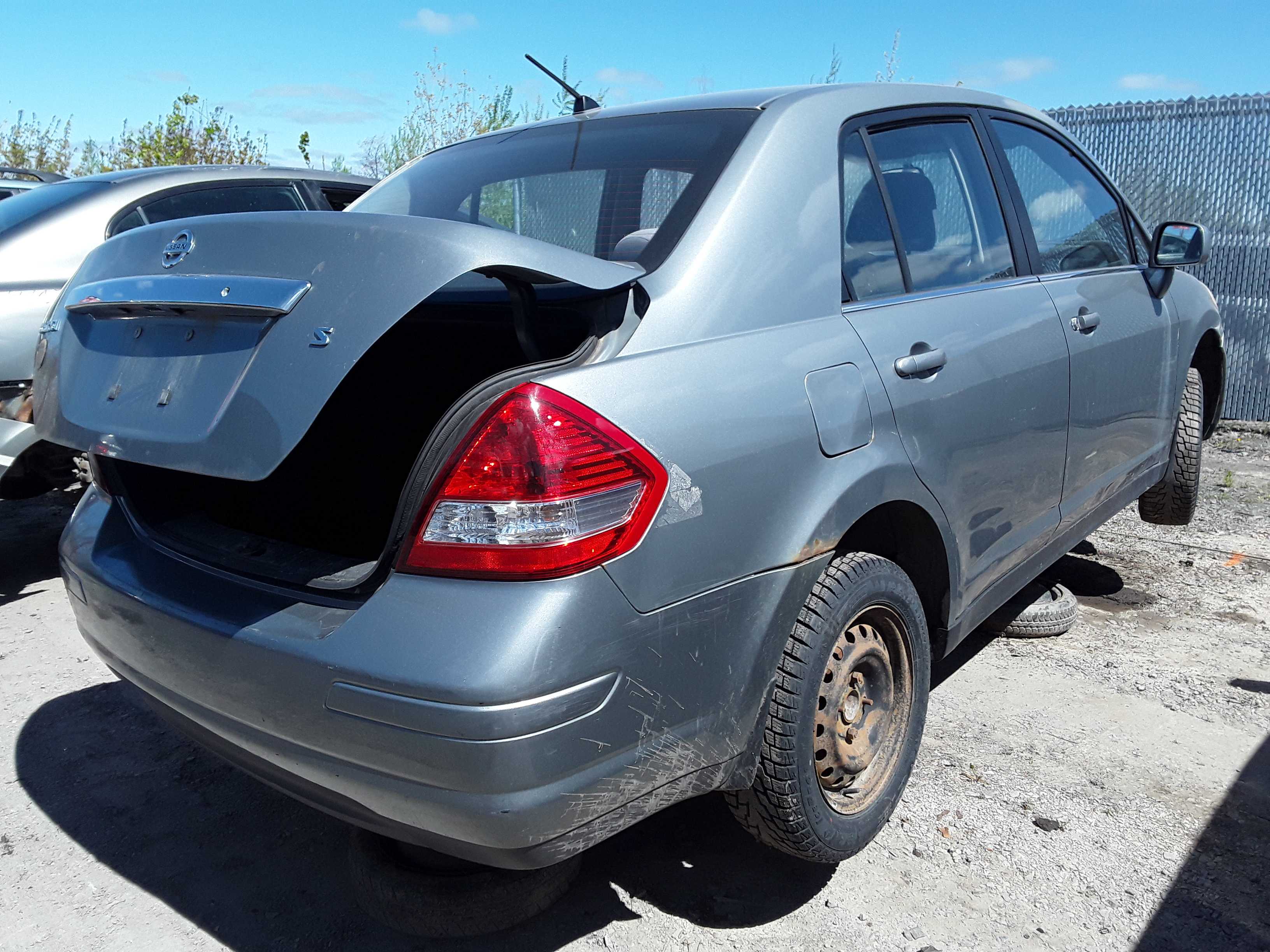 NISSAN VERSA 2007