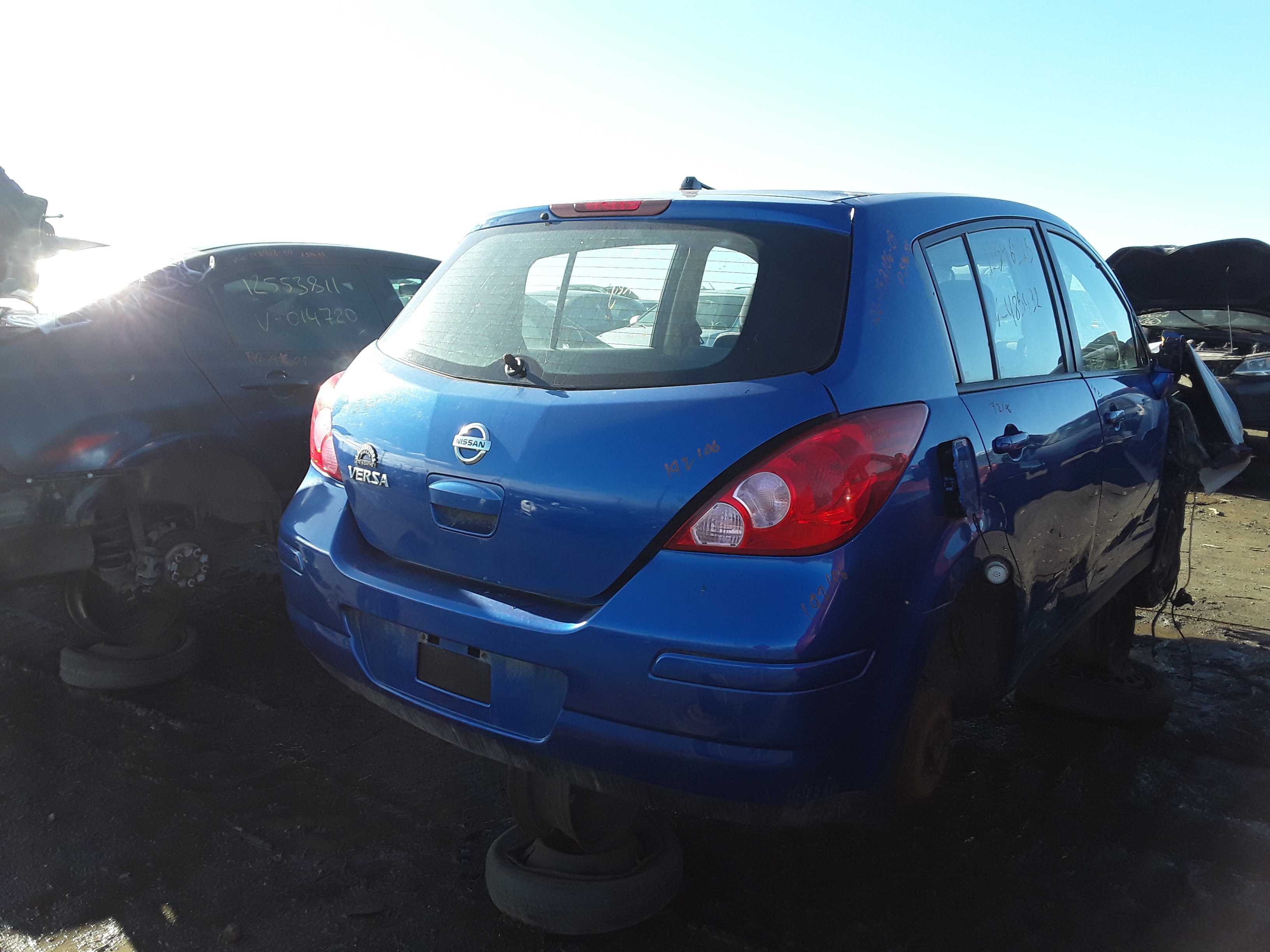 NISSAN VERSA 2009