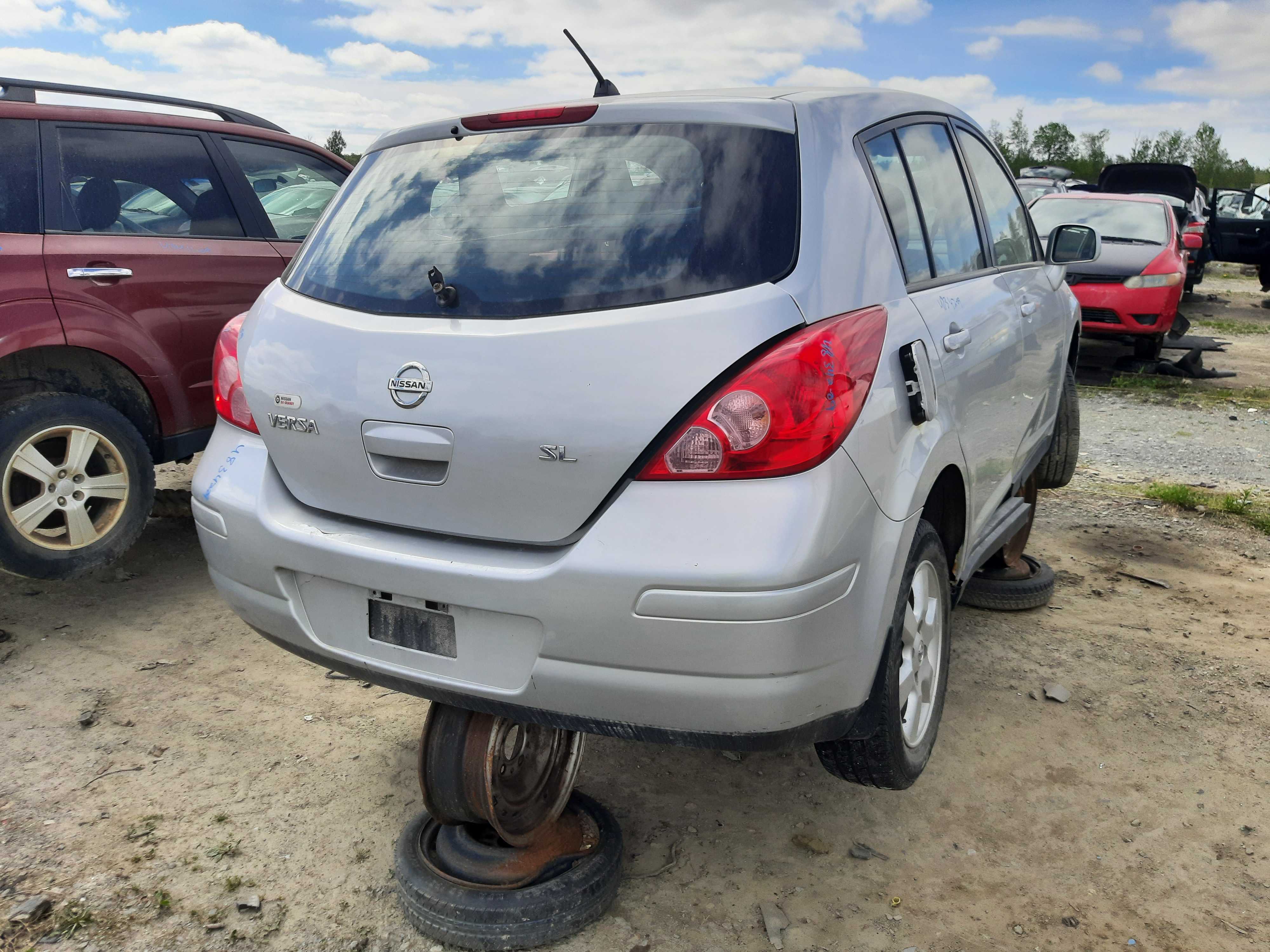 NISSAN VERSA 2009