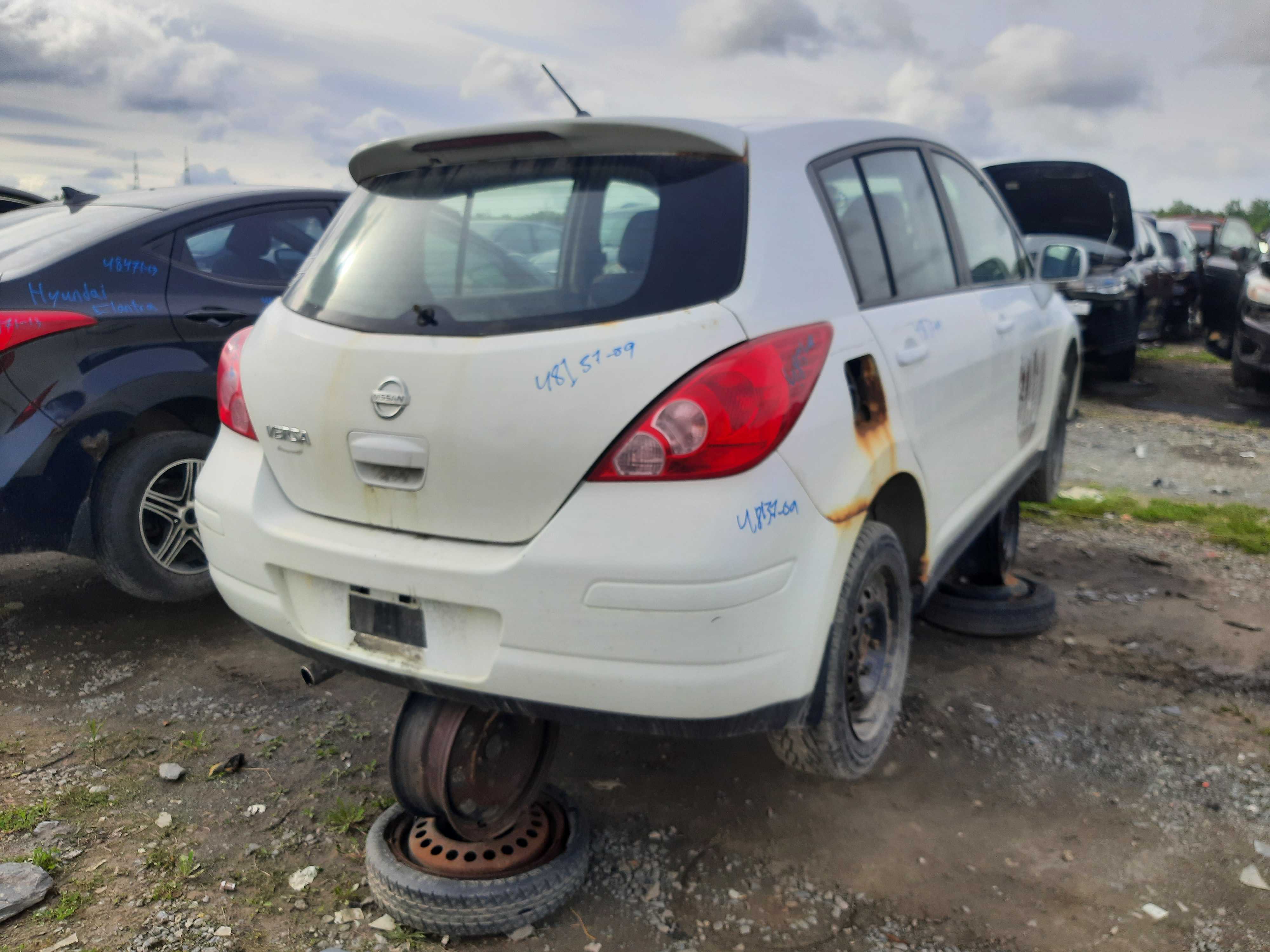 NISSAN VERSA 2009