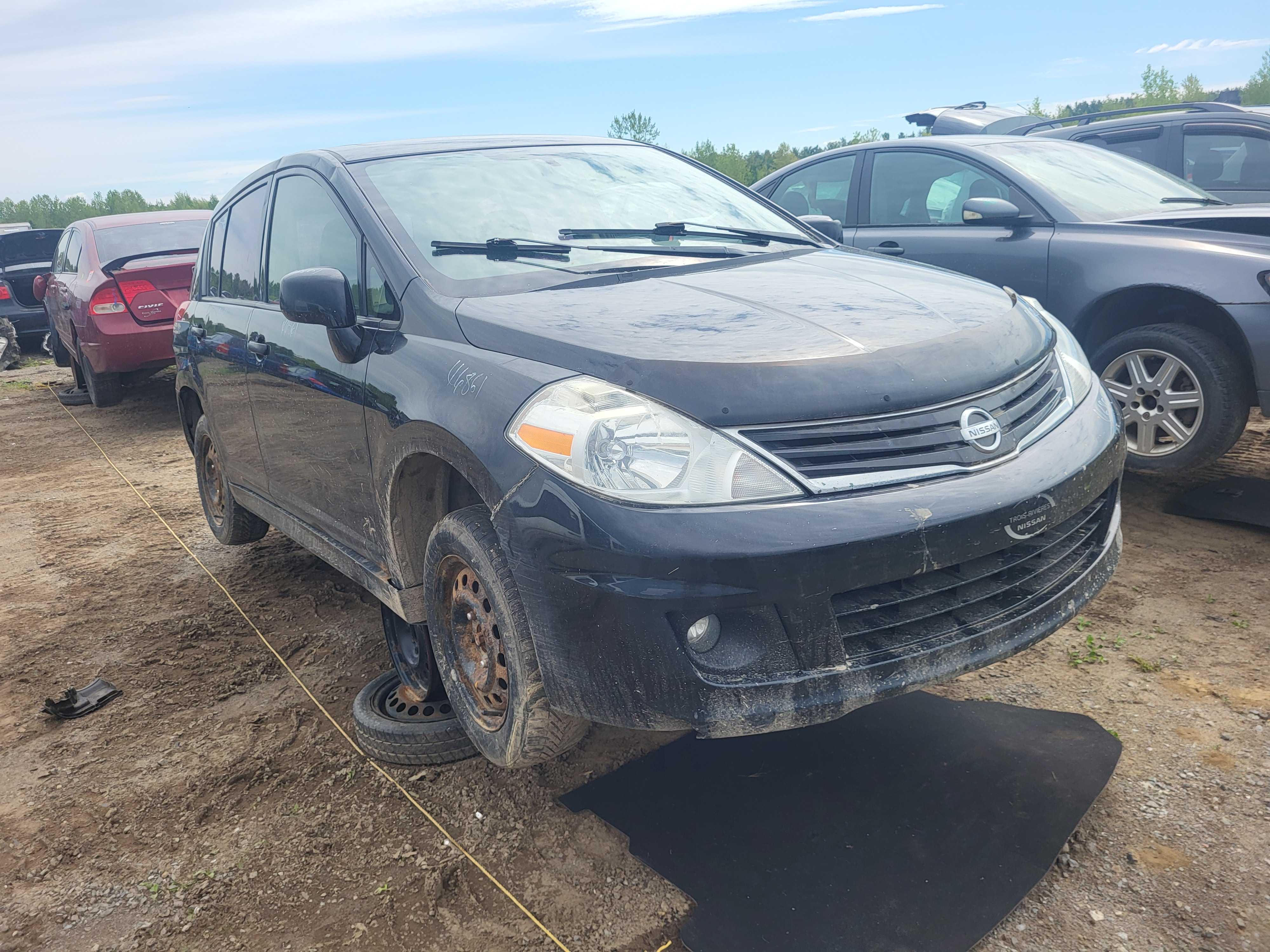 NISSAN VERSA 2010