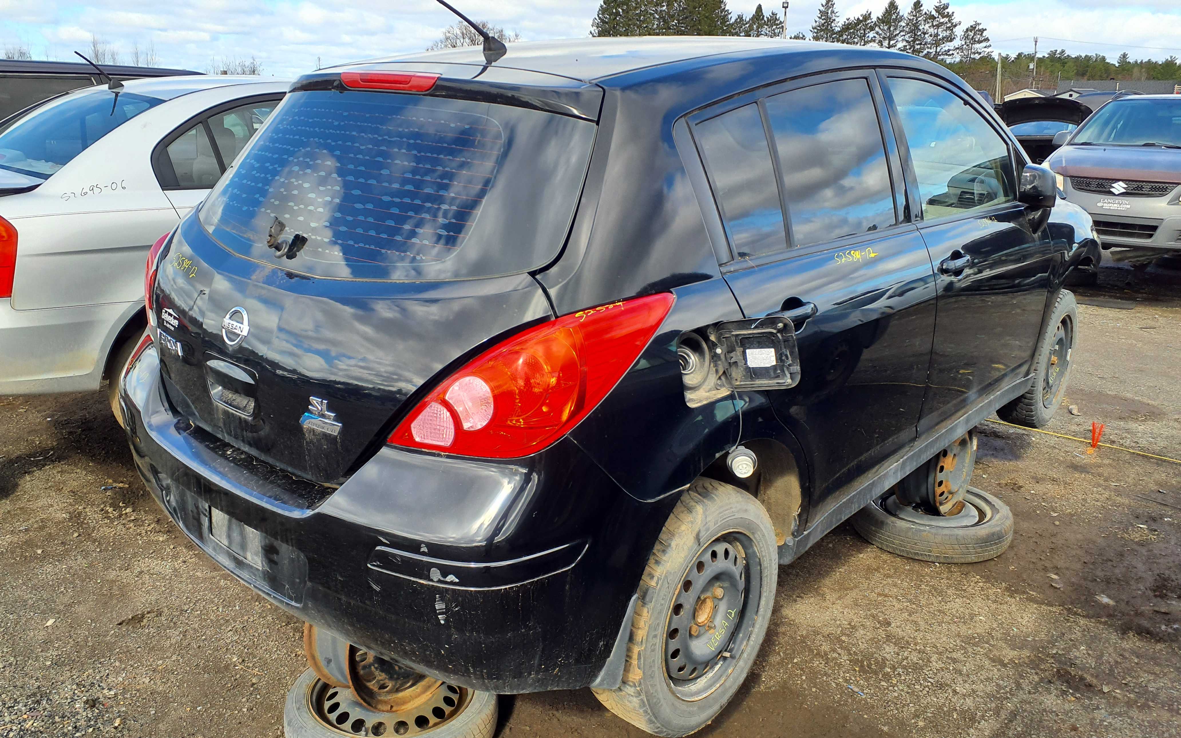 NISSAN VERSA 2012