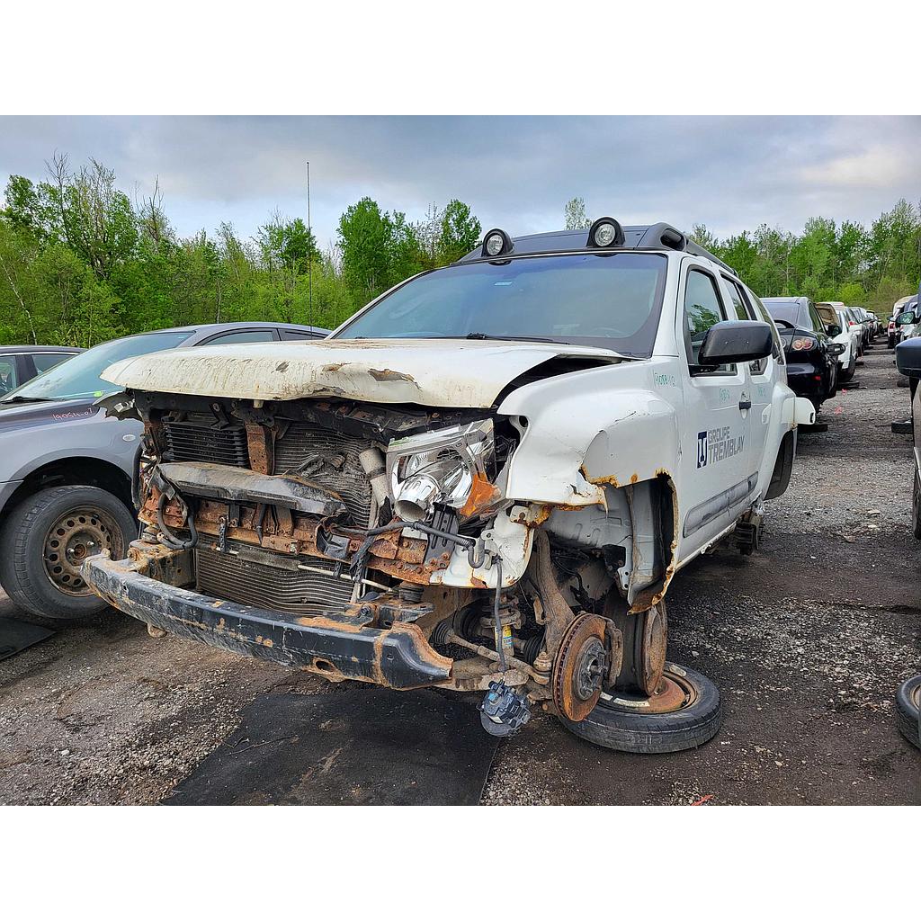 NISSAN XTERRA 2012