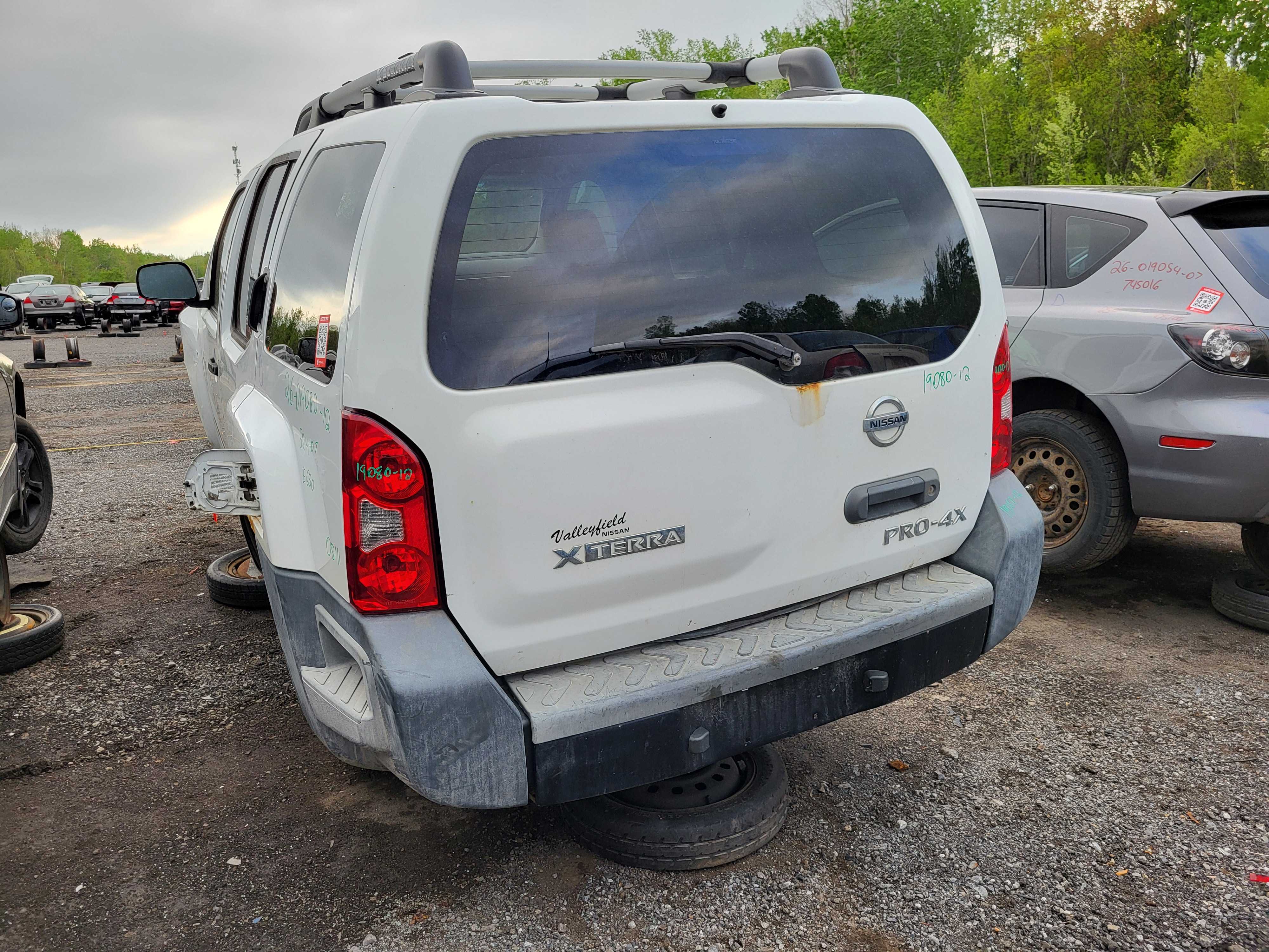 NISSAN XTERRA 2012