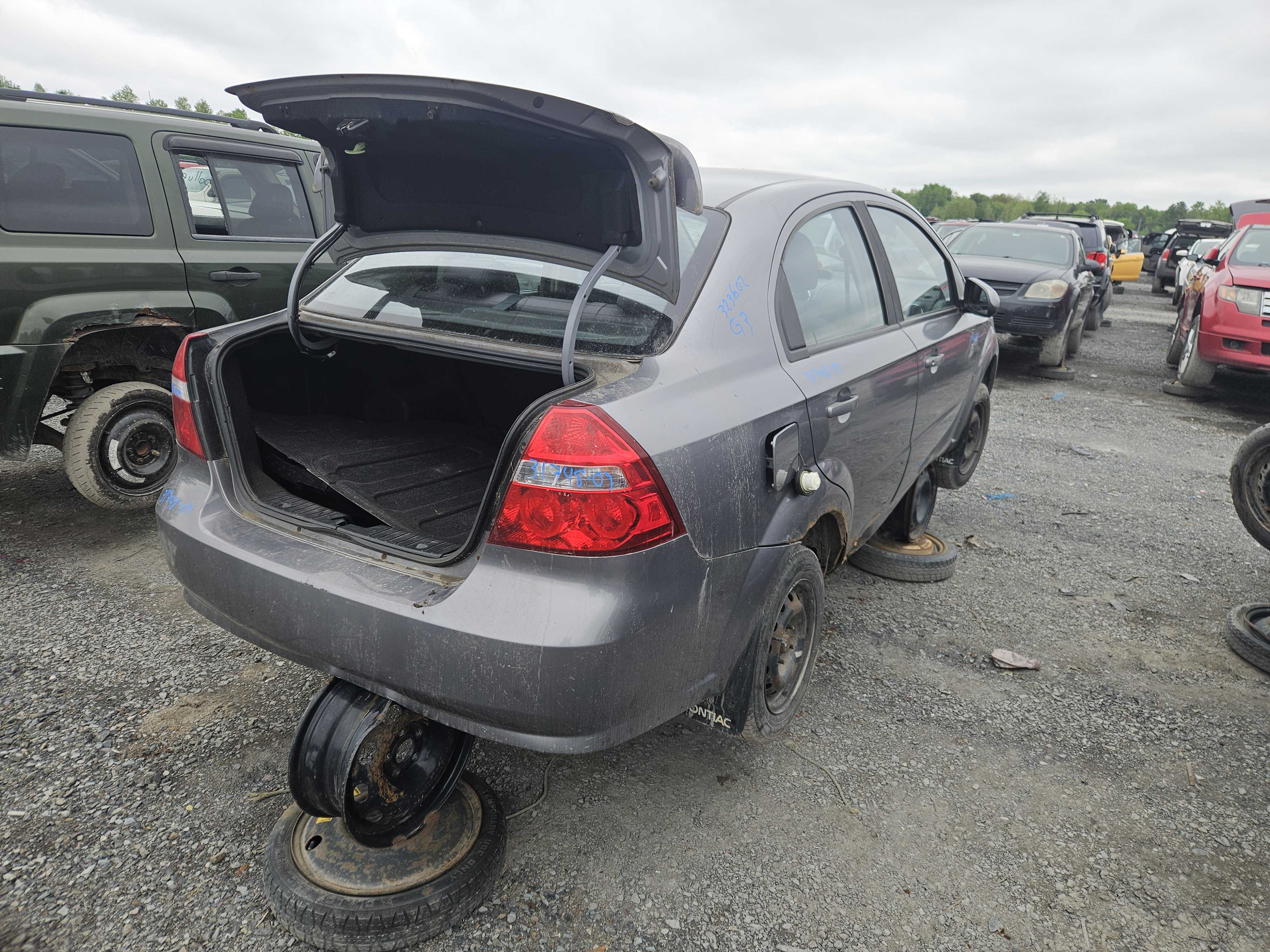 PONTIAC G3 2009