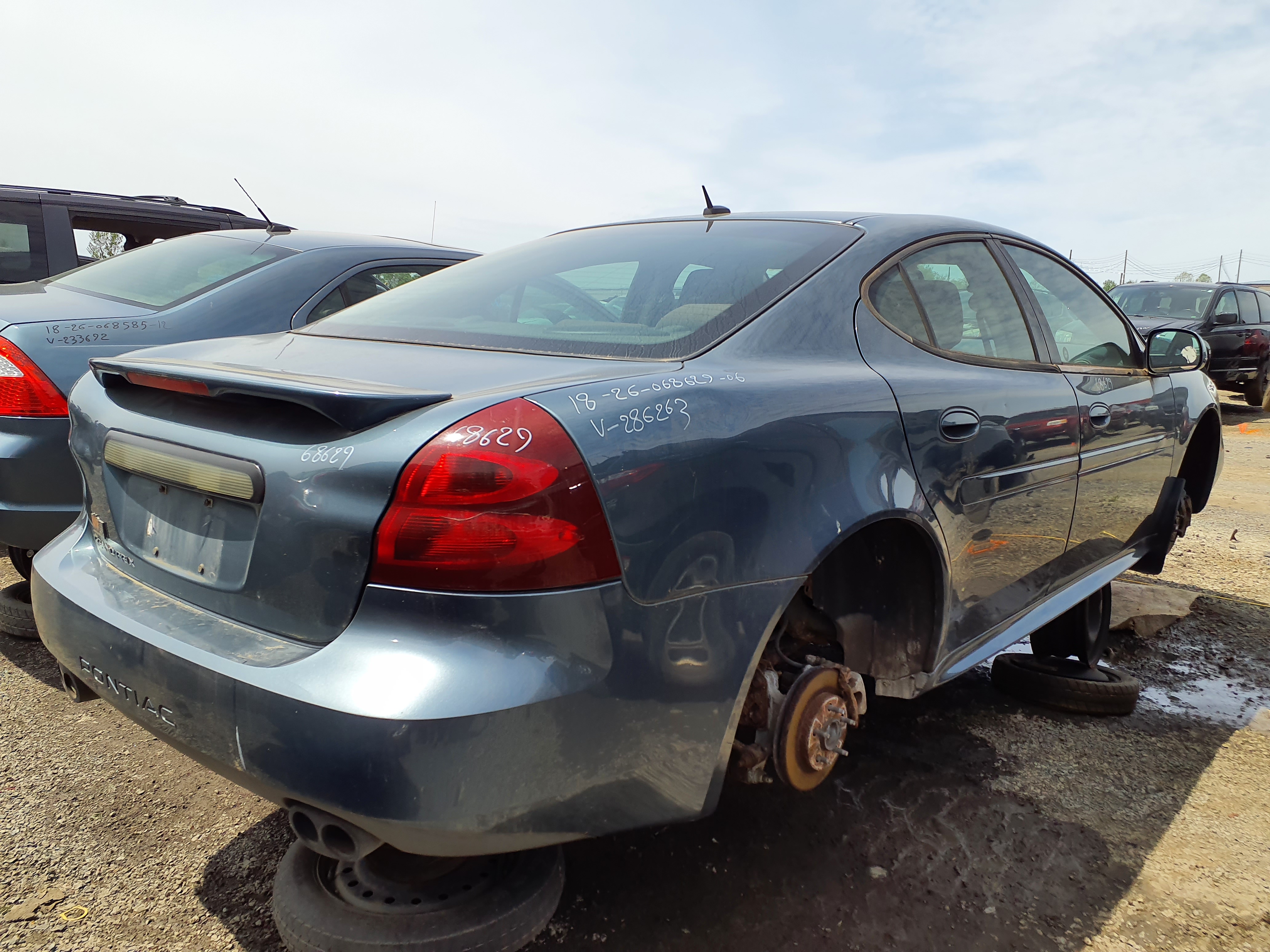 PONTIAC GRAND PRIX 2006