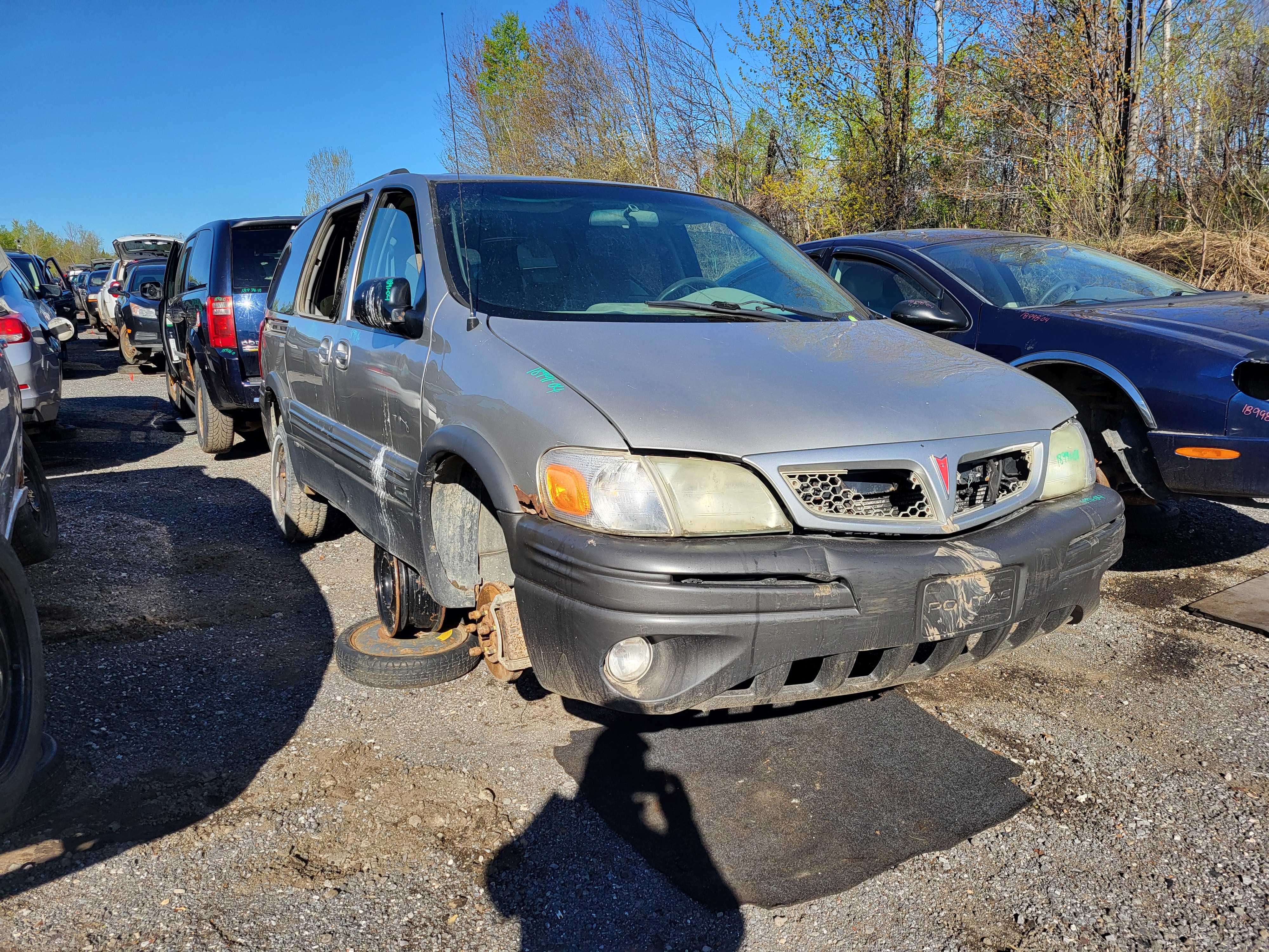 PONTIAC MONTANA 2004