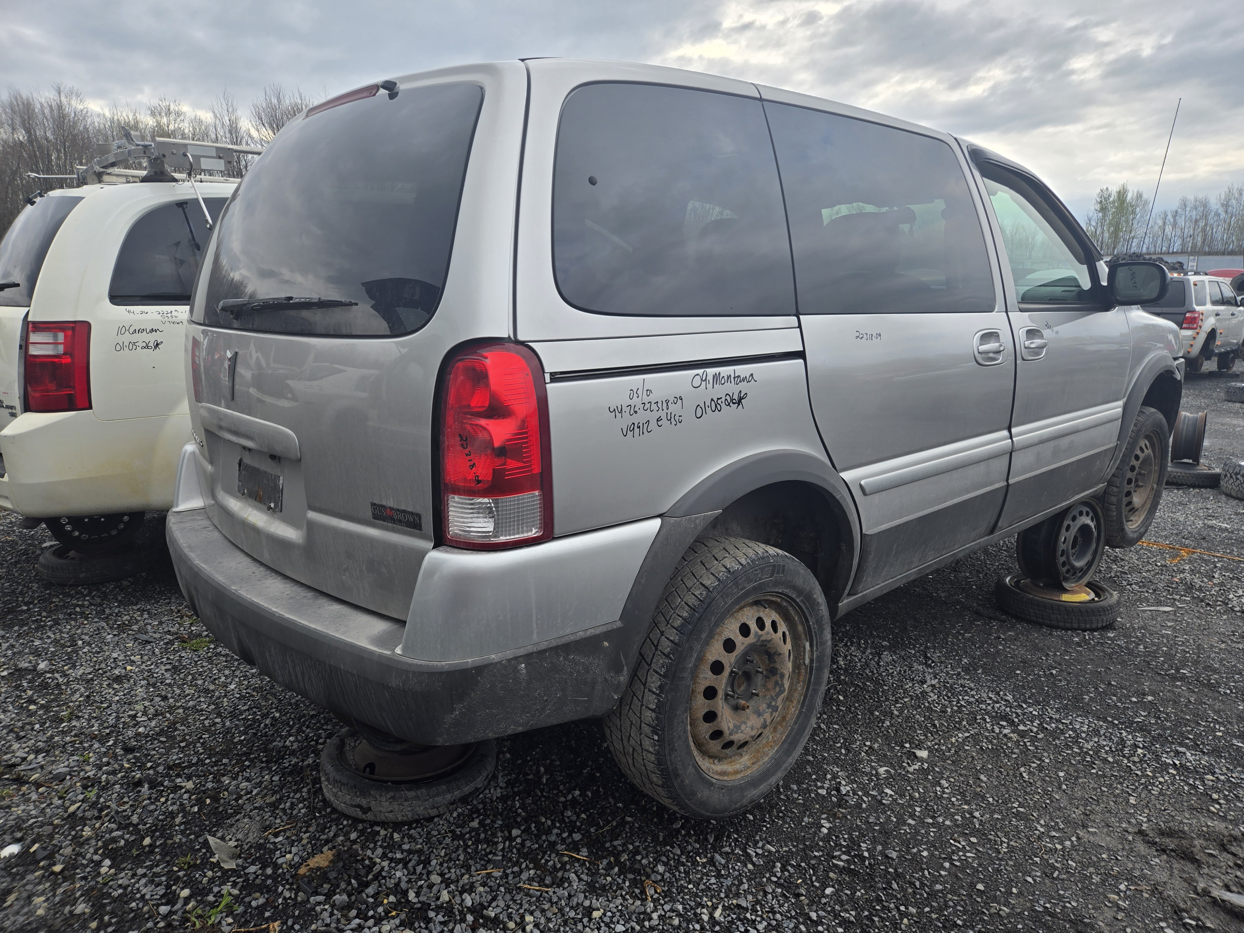 PONTIAC MONTANA 2009