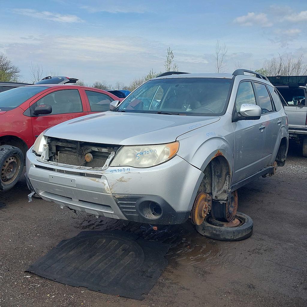 SUBARU FORESTER 2011