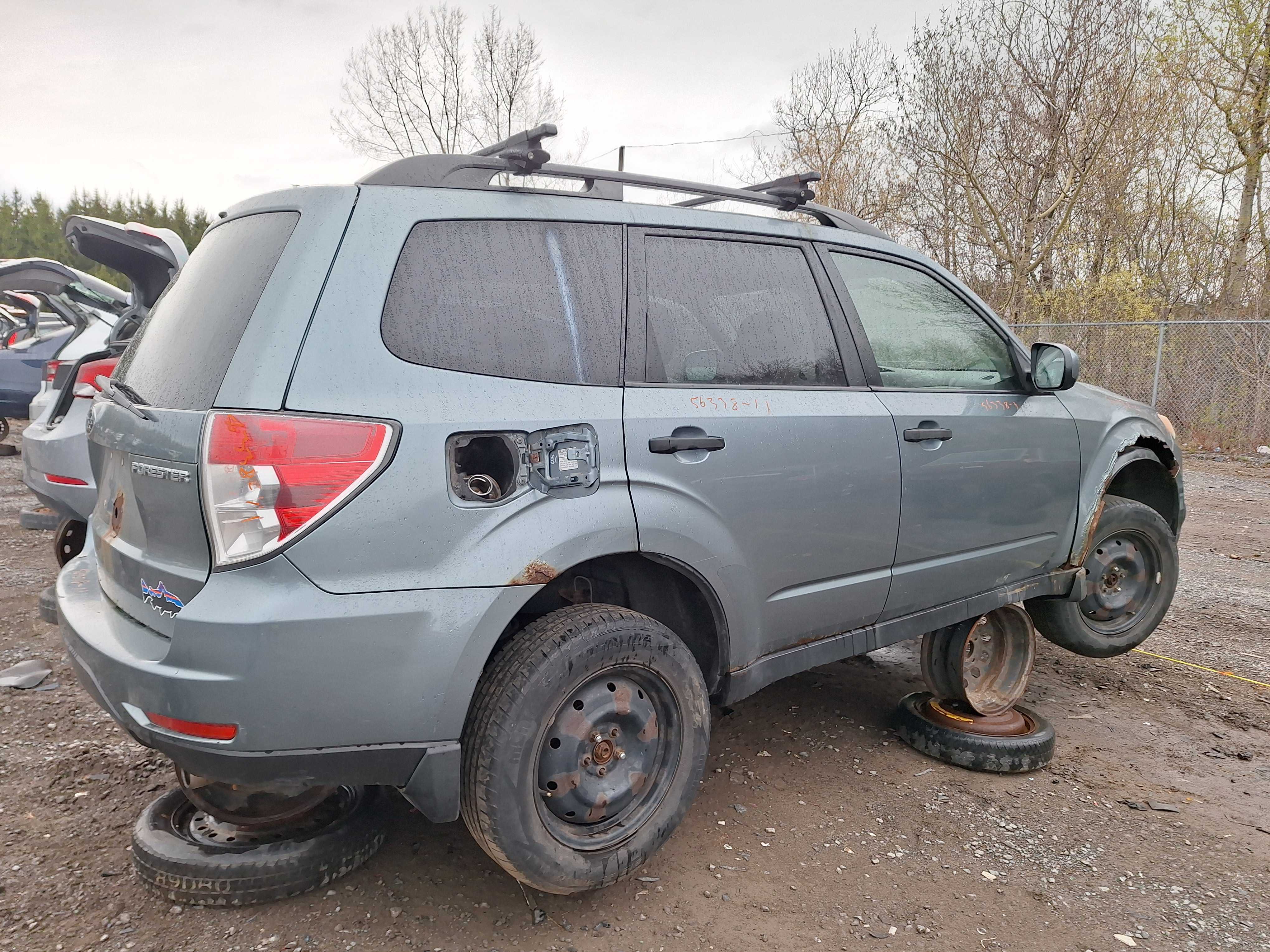 SUBARU FORESTER 2011