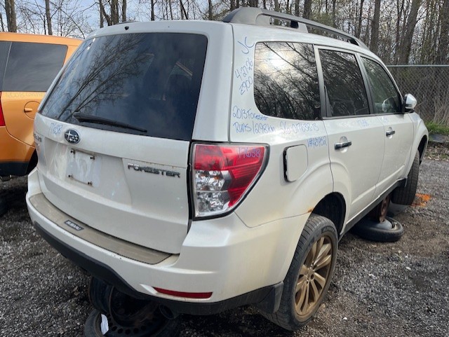 SUBARU FORESTER 2013