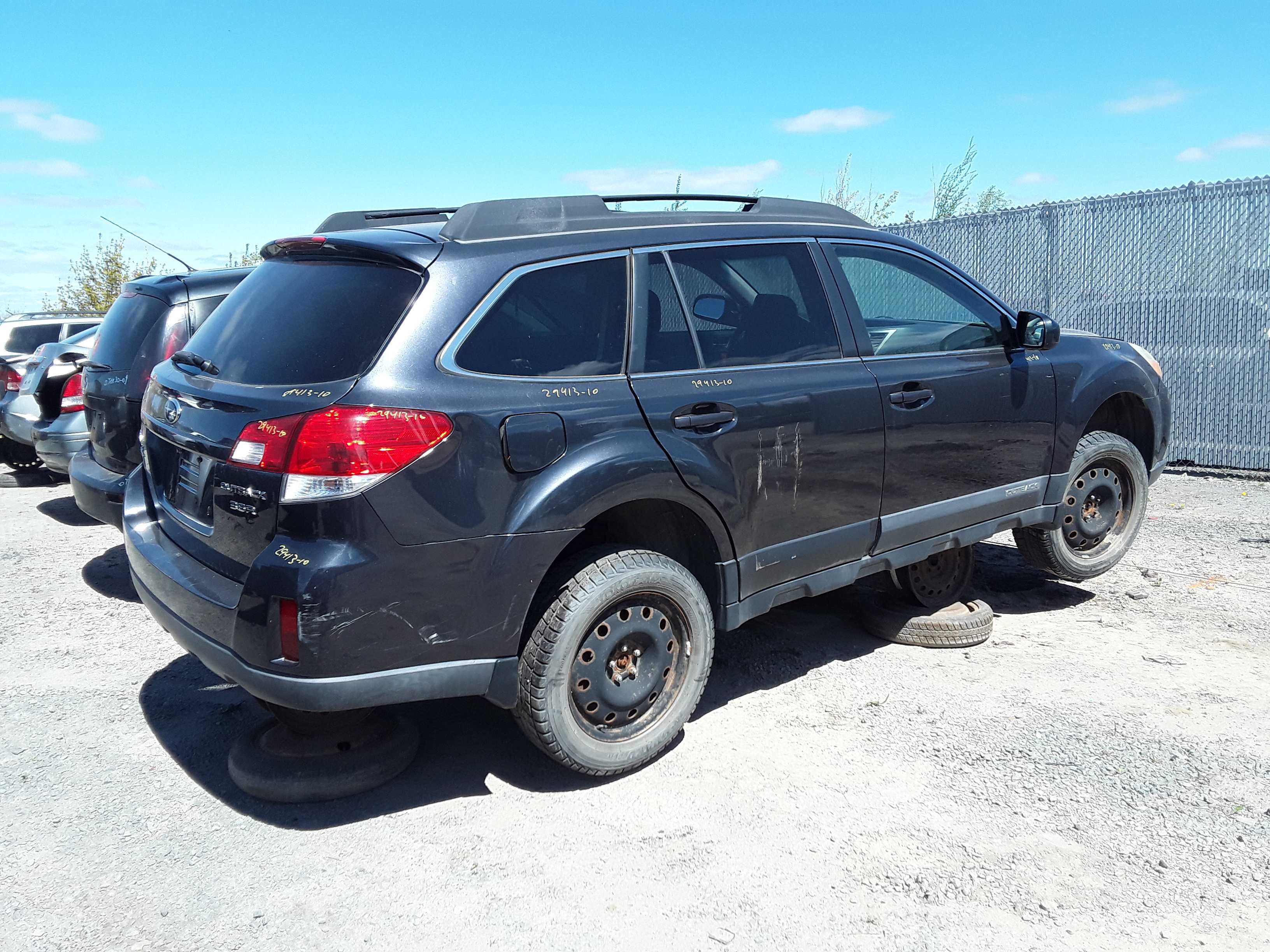 SUBARU OUTBACK 2010